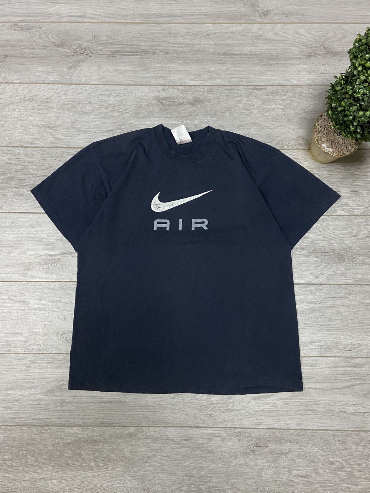Nike Nike air 1990 vintage big swoosh logo t-shirt Size US XL / EU 56 / 4 - 1 Thumbnail