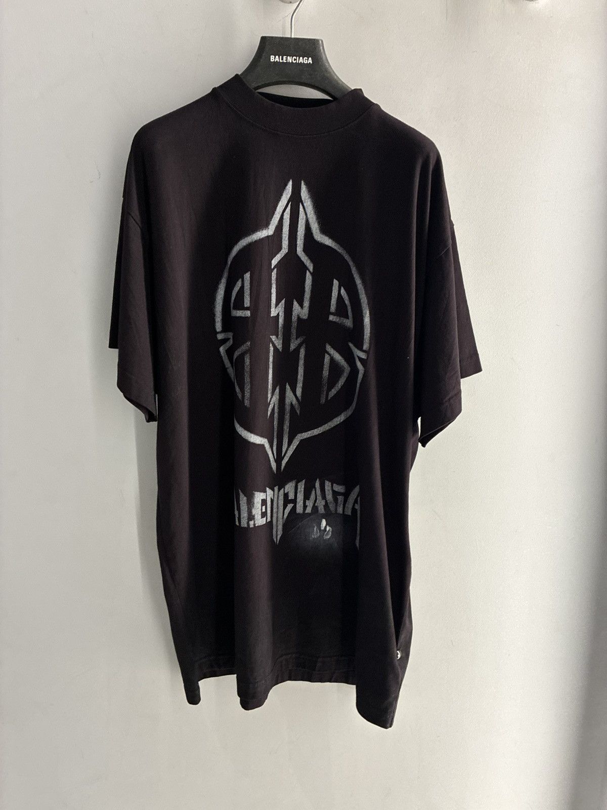 Balenciaga Balenciaga Metal Stencil BB Vintage Cotton T Shirt Size US S / EU 44-46 / 1 - 1 Thumbnail