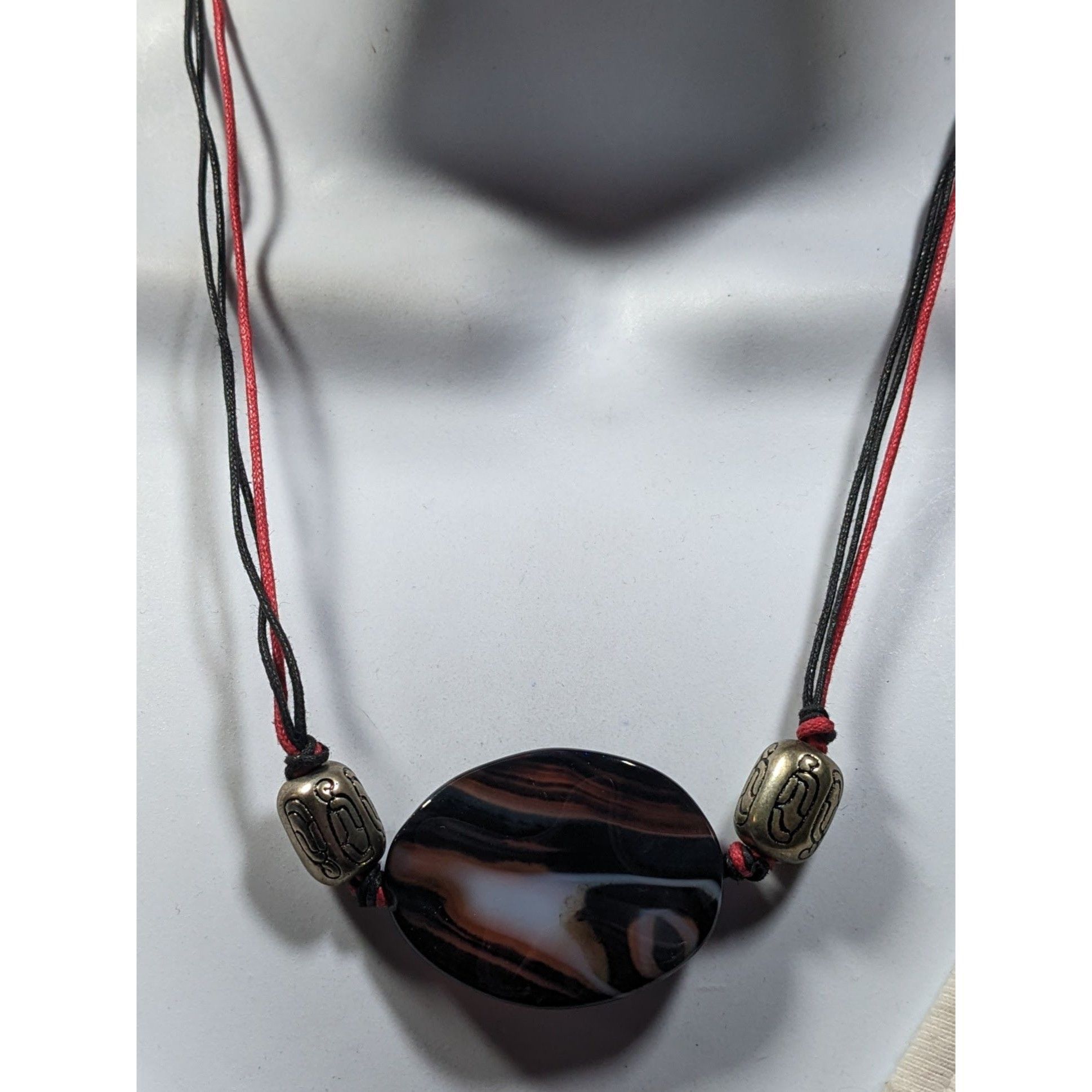 Other Handmade Connection Stone Red And Black Pendant Necklace Size ONE SIZE - 3 Thumbnail