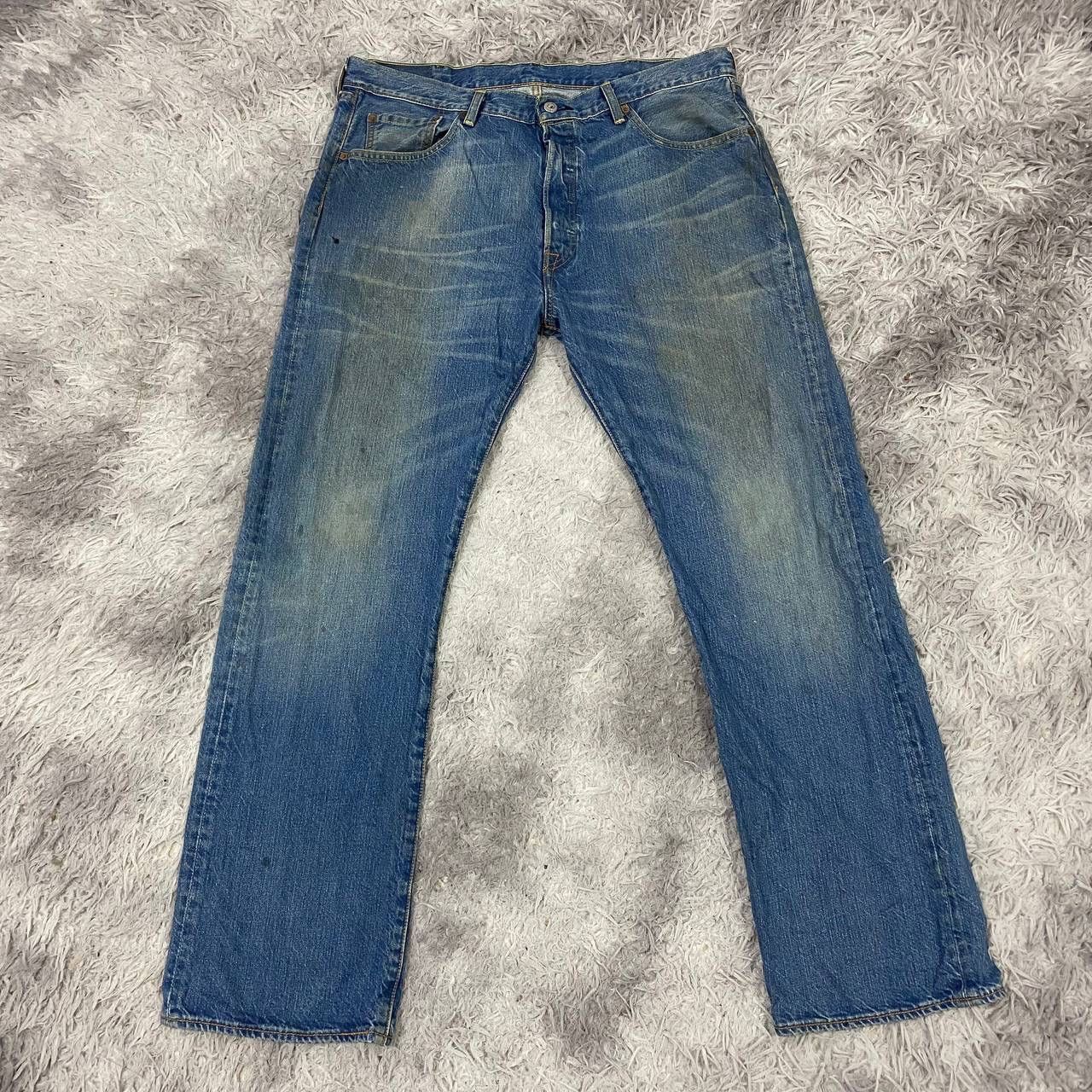 Levis 501 jeans