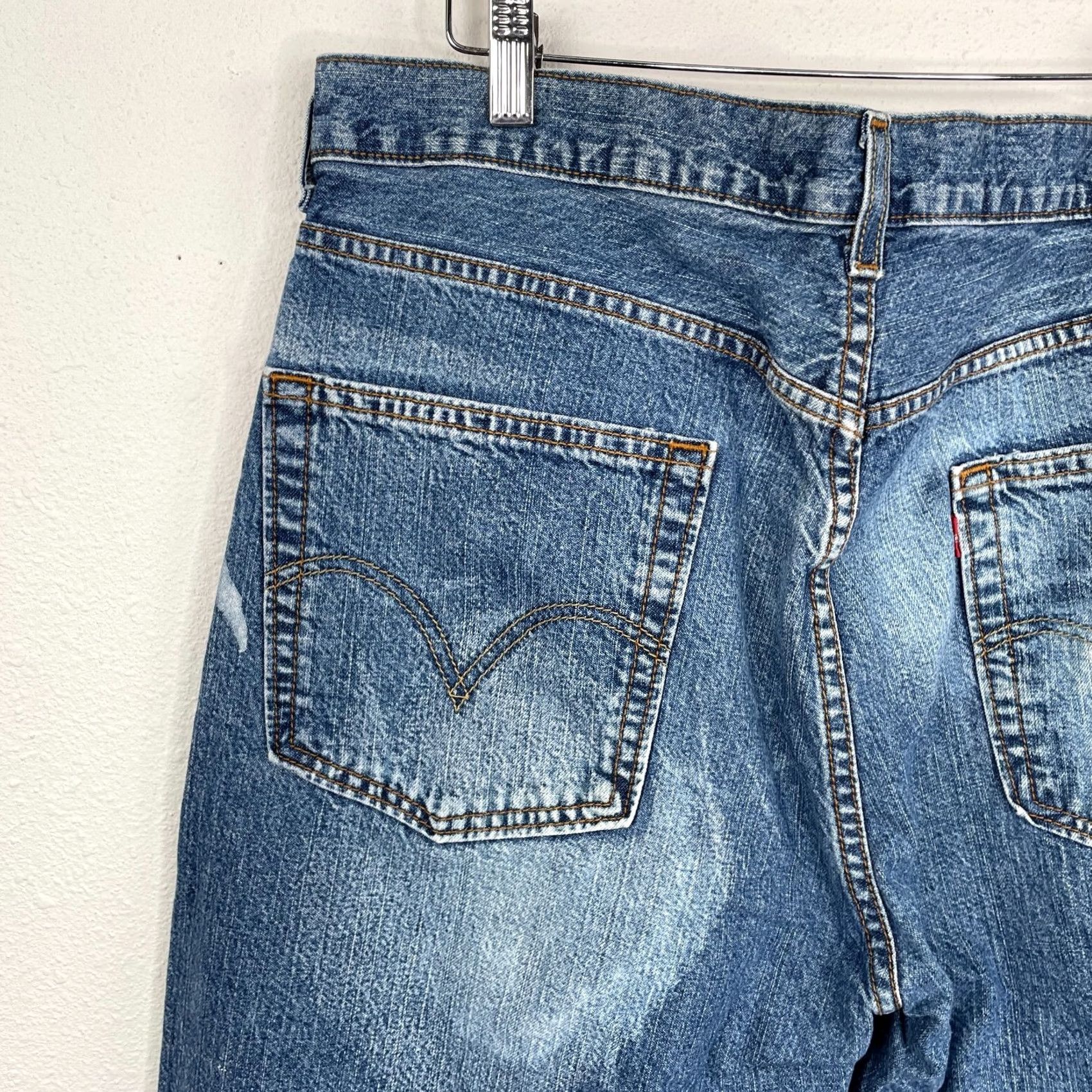 Levi's VINTAGE Levi's 569 Jeans Men Blue Straight Loose 36x29 Distressed Denim 100% Cotton Regular Inseam 29 High Rise Straight Style Mens Size US 36 / EU 52 - 6 Thumbnail