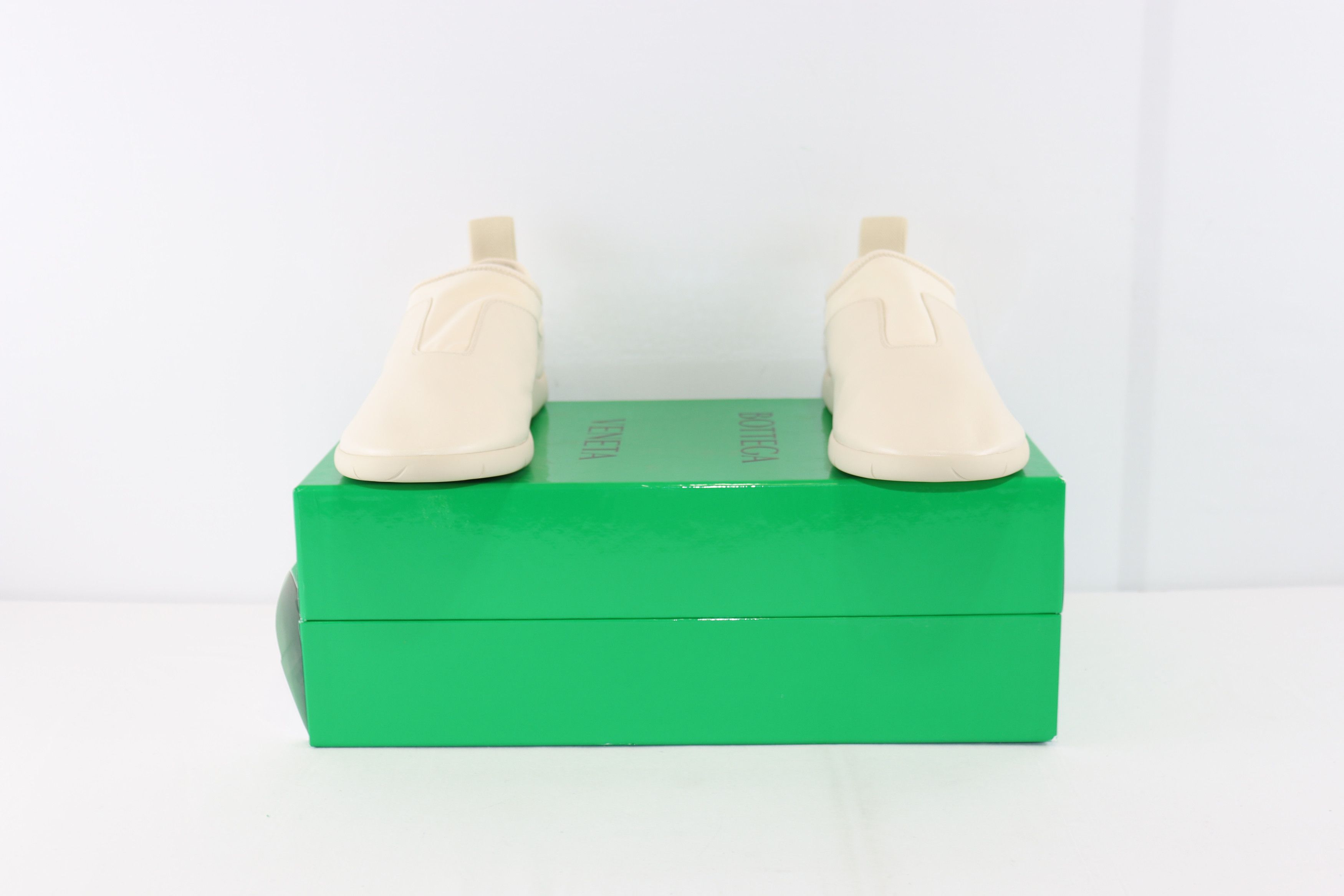 Bottega Veneta o1rshd1 Lagoon Nappa/Antares Fabric Sneakers in Sea salt Size US 9 / EU 42 - 15 Thumbnail