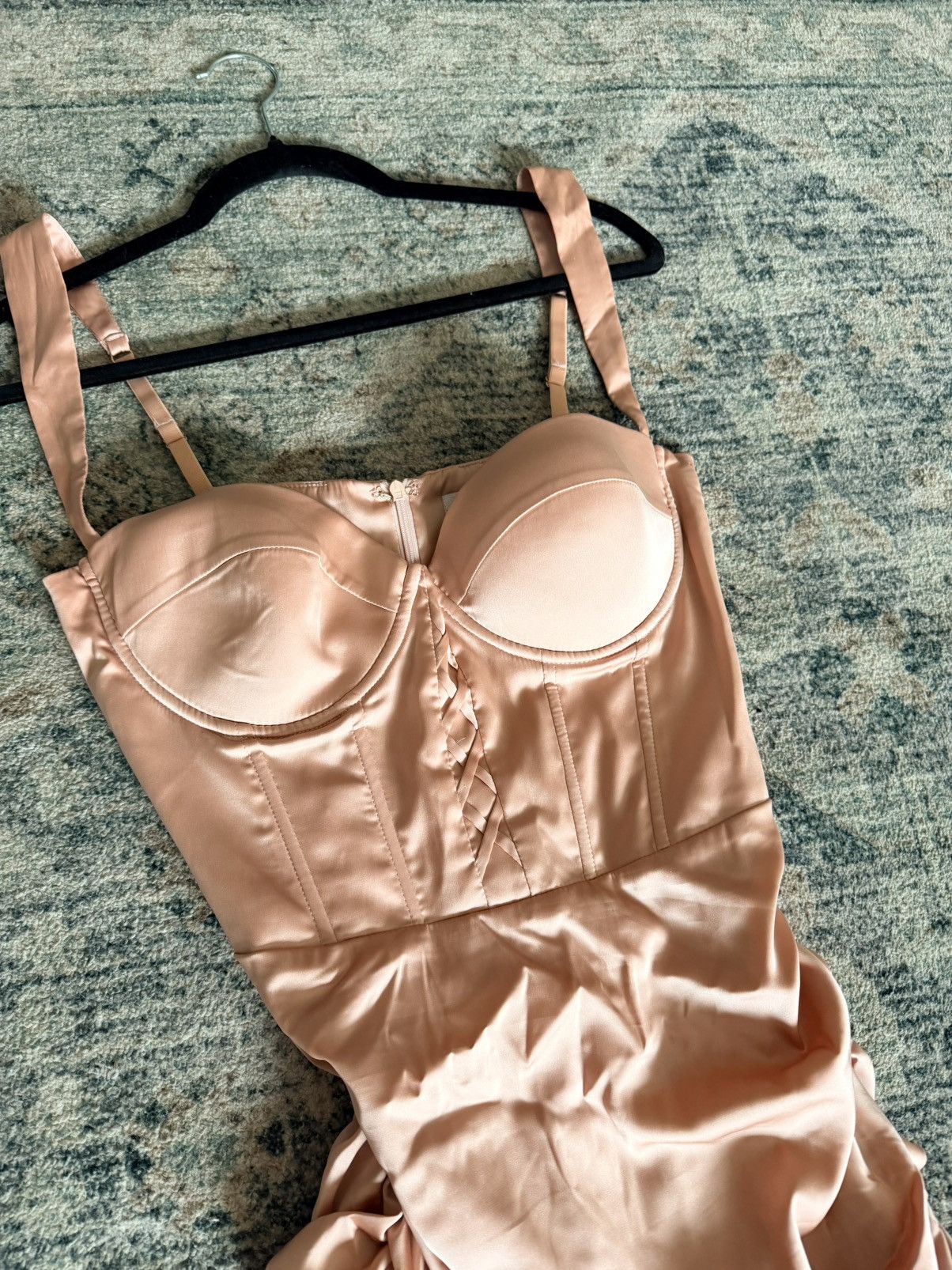 Other Oh Polly baby pink satin sweetheart corset mini dress 10 Size L / US 10 / IT 46 - 8 Thumbnail