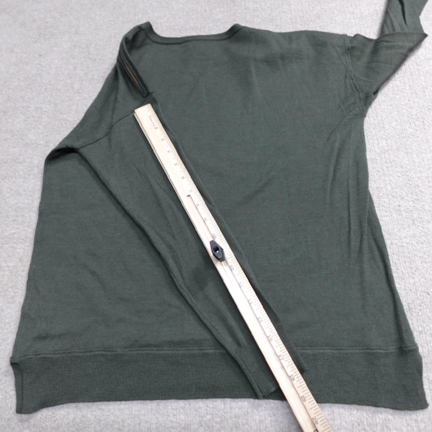 J.Crew J.Crew Womens Sweater S Green Merino Crew Neck Long Sleeve Pullover A5142 Size S / US 4 / IT 40 - 7 Thumbnail