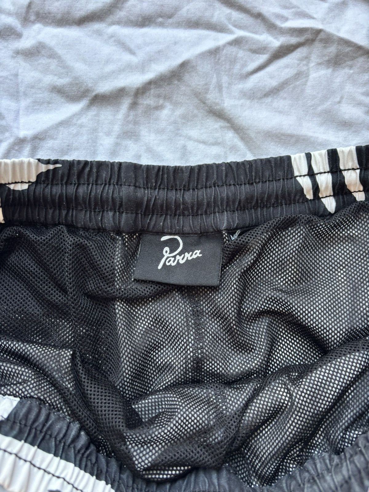 Parra By Parra Black White Bird Print Swim Shorts Graphic Trunks Size US 36 / EU 52 - 2 Thumbnail