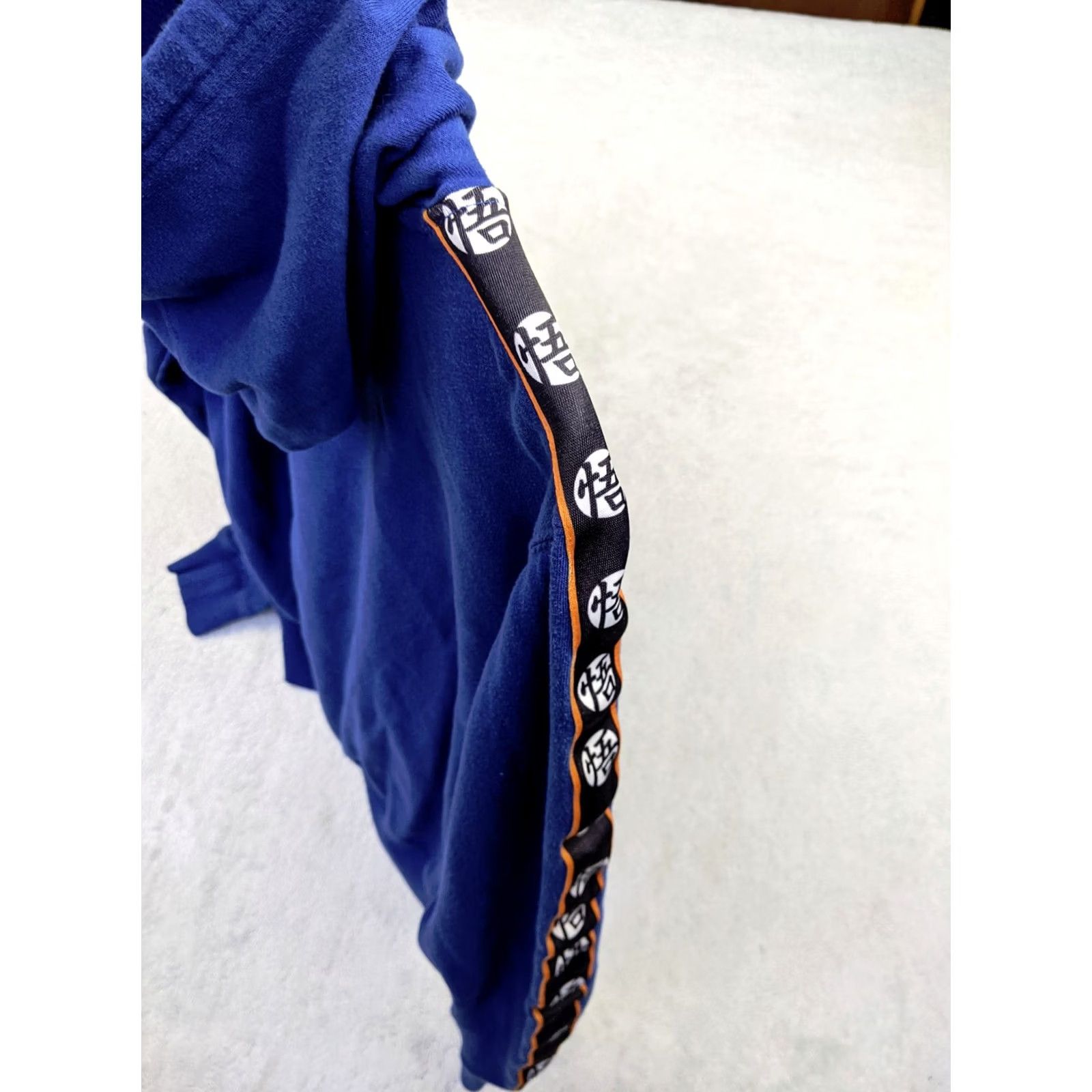 KangaROOS Dragonball Z Mens M Blue Hoodie Kangaroo Pullover Fleece Arm Stripe Drawstring Size US M / EU 48-50 / 2 - 6 Thumbnail