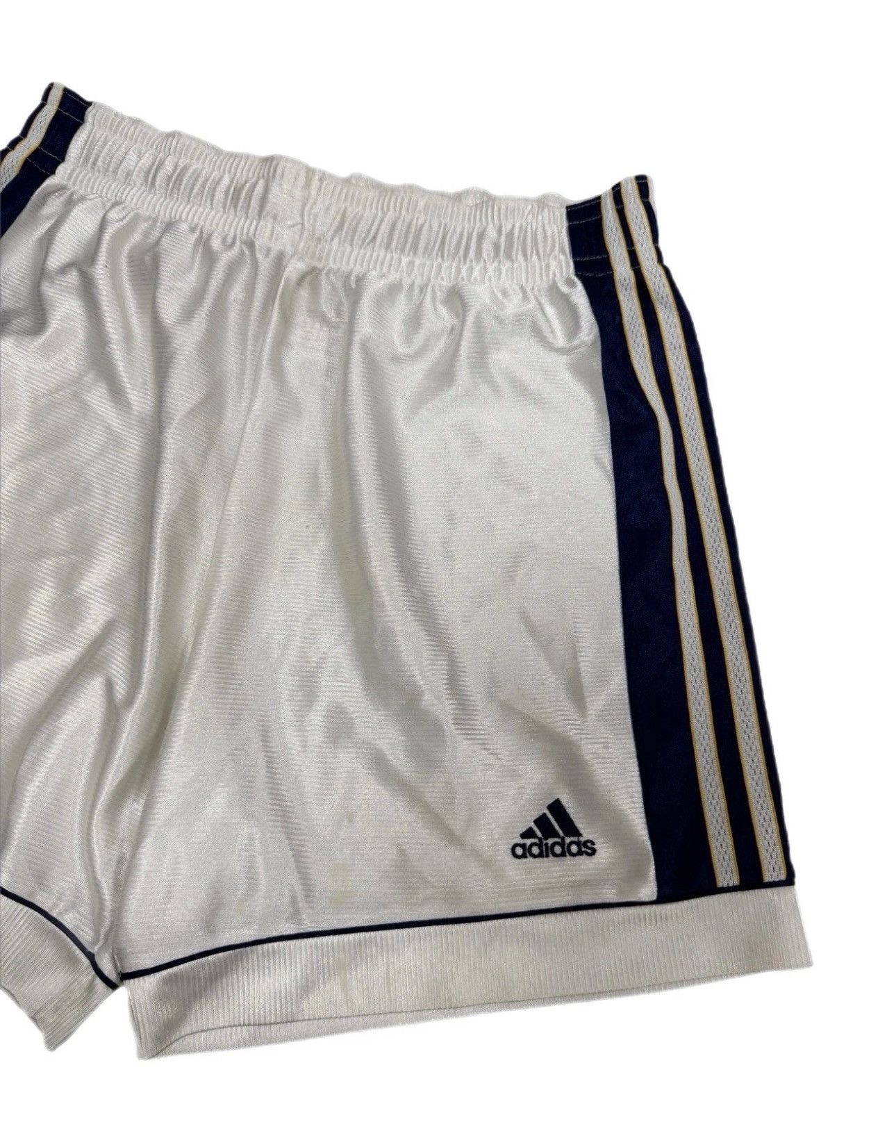 Adidas Vintage Adidas Real Madrid Football Shorts White 1998/1999 Size US 32 / EU 48 - 4 Thumbnail