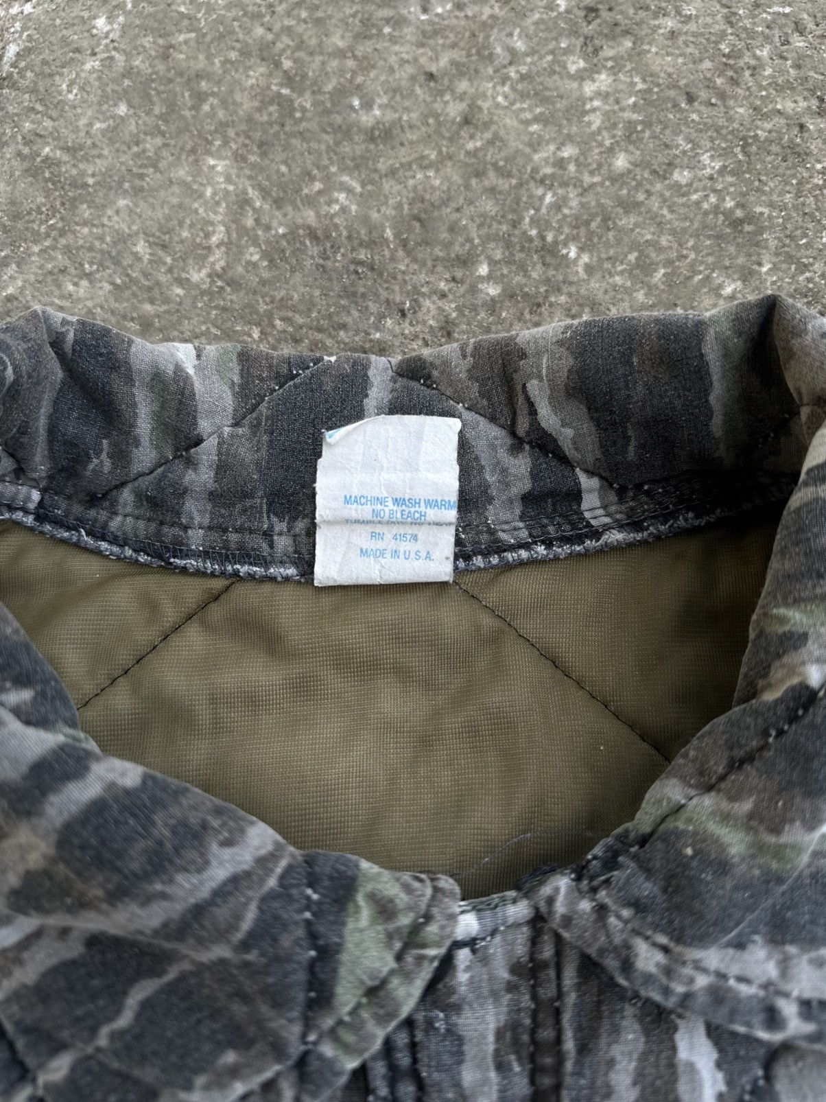 Carhartt Crazy Vintage 90s Realtree Camo Jacket Carhartt Style Size US L / EU 52-54 / 3 - 3 Thumbnail