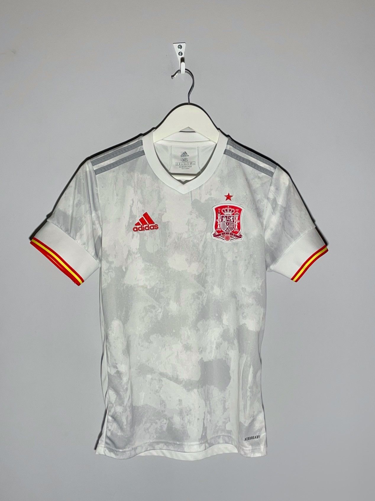Adidas National Team Spain Adidas 2020 Away Football Shirt Size US XS / EU 42 / 0 - 1 Thumbnail