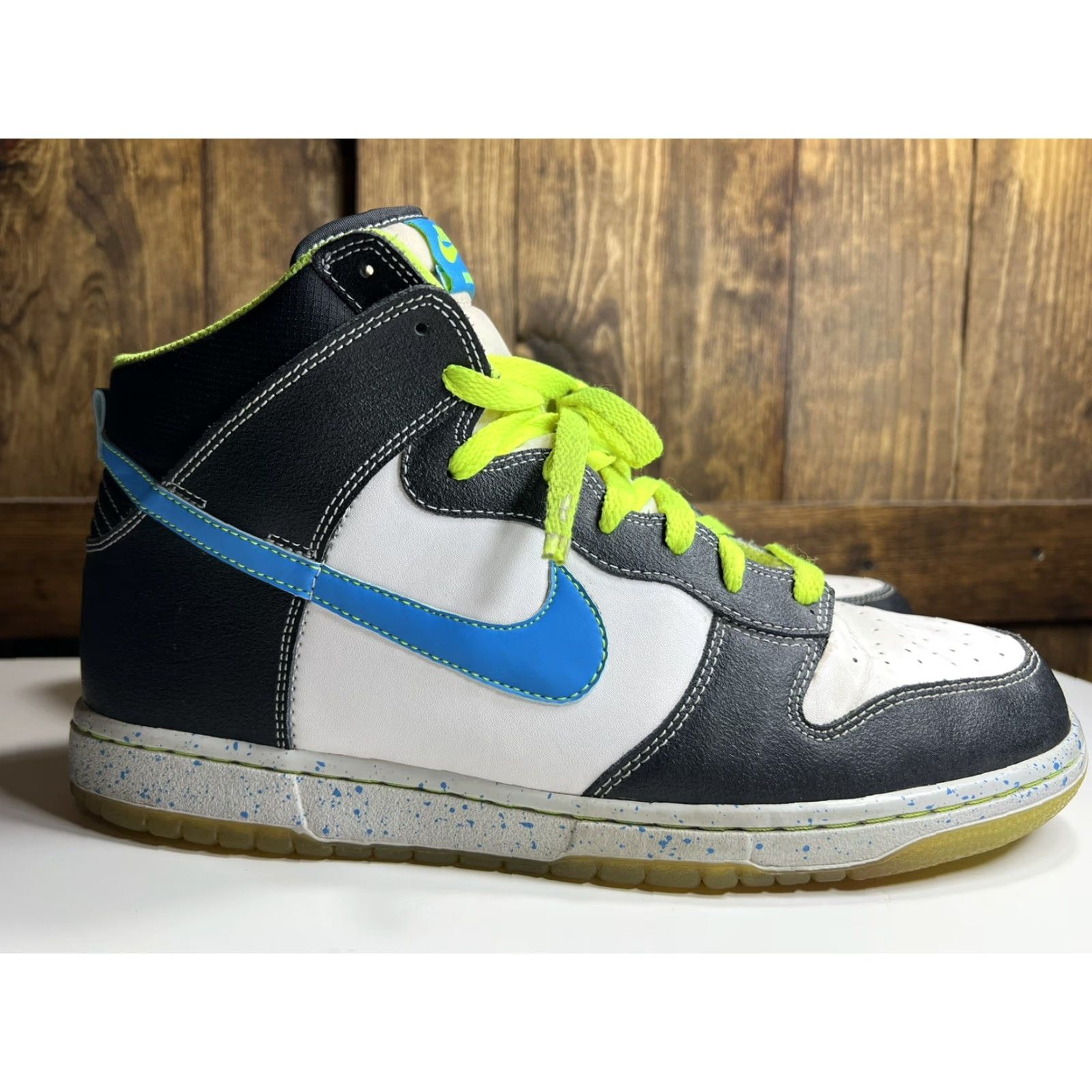 Nike Nike Dunk High AS PRM Men 11 Shoe White/Blue Glow/Black Nike Dunk High High Top Size US 11 / EU 44 - 2 Thumbnail