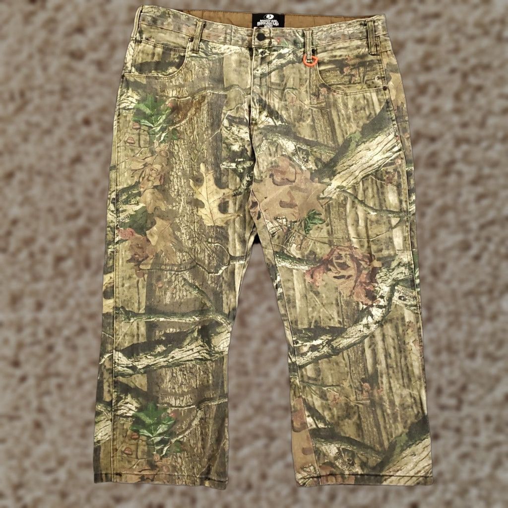 Wrangler VINTAGE Wrangler Camo Jeans Mens 38 Hemmed 38x26 Mossy Oak Break Up Camoflauge Denim 5-Pocket Mens Jeans Size US 38 / EU 54 - 1 Thumbnail