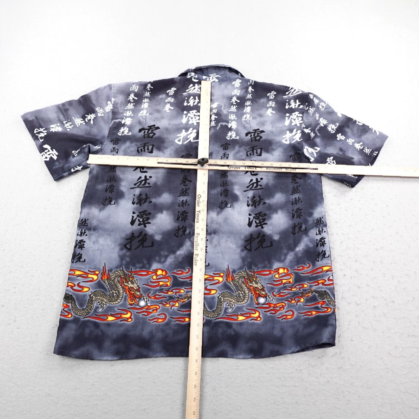 Vintage VINTAGE Extreme Limit Shirt Mens Large Black Gray Chinese Letters Dragon Flames Size US L / EU 52-54 / 3 - 4 Thumbnail