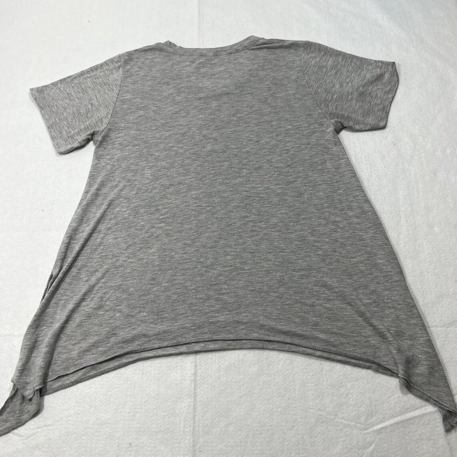 Disney Disney Cast Exclusive Collection Large Gray Floral T Shirt Size L / US 10 / IT 46 - 7 Thumbnail