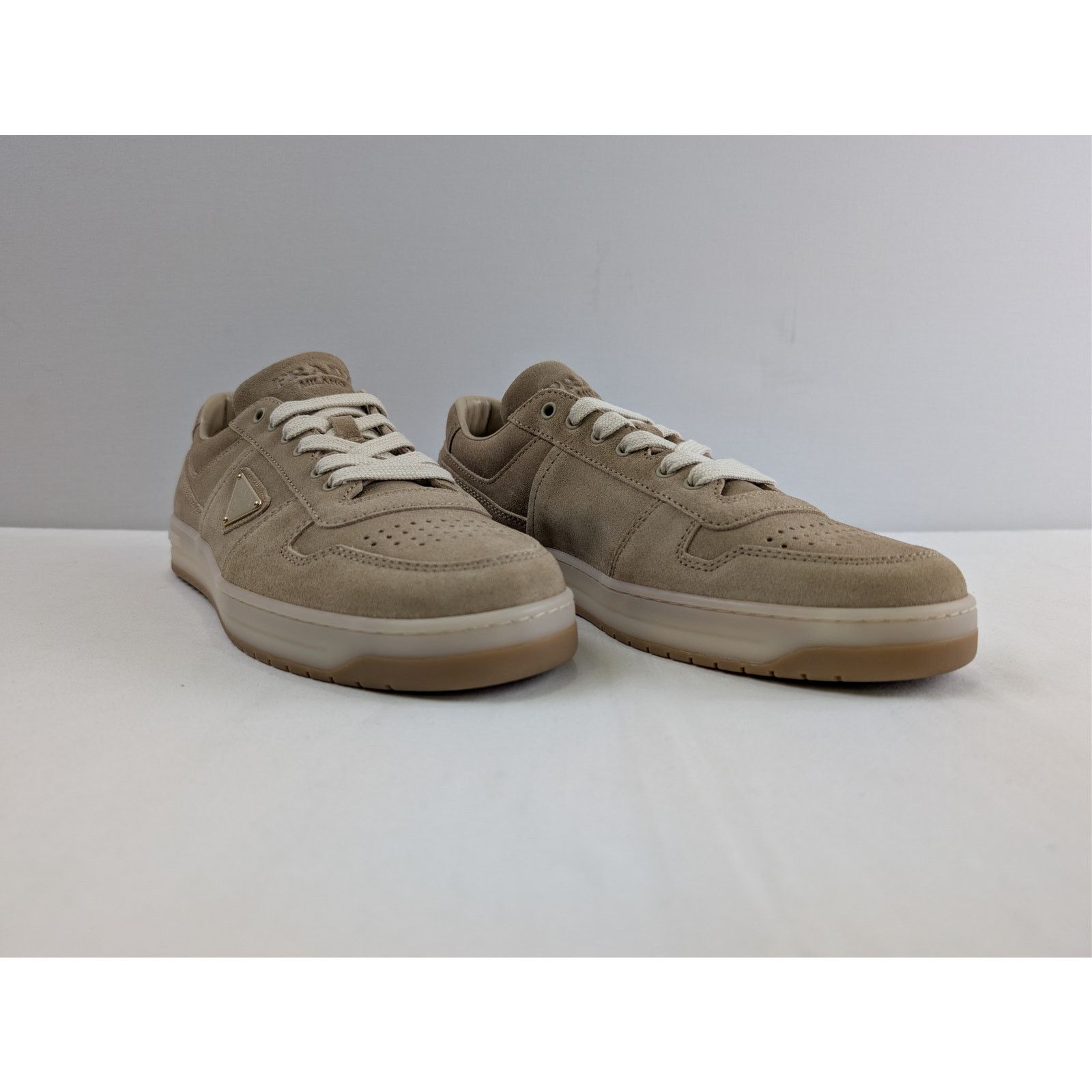 Prada o1rshd1 Downtown Delavé Suede Trainers Sneakers in ecru Size US 10 / EU 43 - 6 Thumbnail