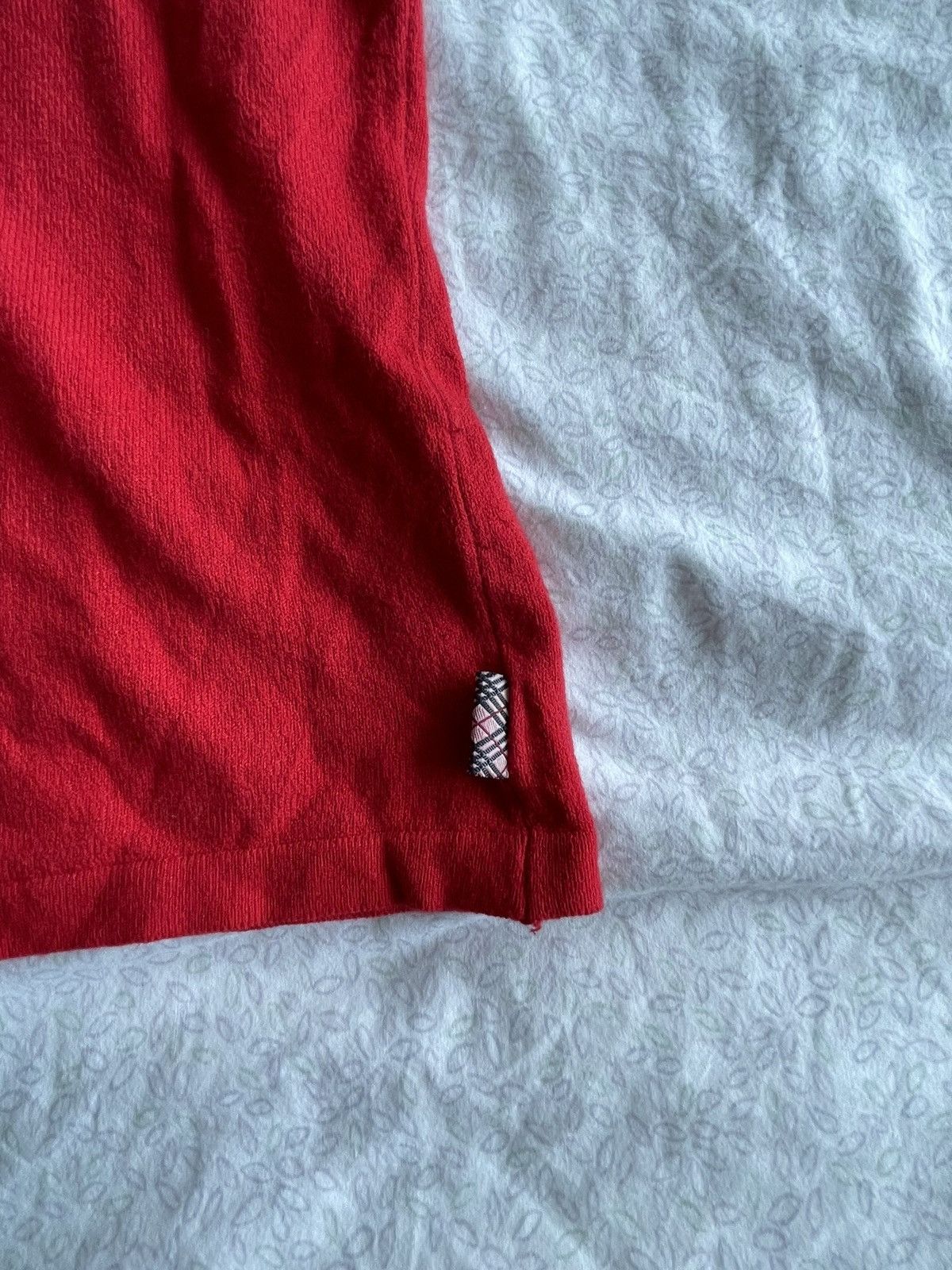 Burberry Burberry Red Short Sleeve Sweater Size M / US 6-8 / IT 42-44 - 5 Thumbnail