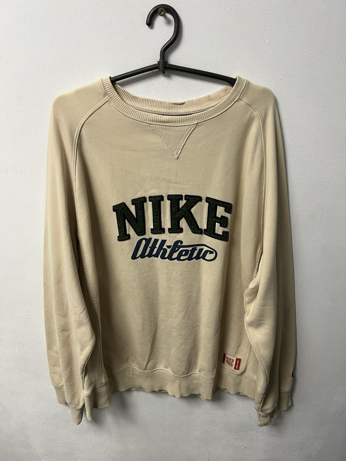 Nike Vintage Nike Athletic sweatshirt size XL logo drill Y2K Size US XL / EU 56 / 4 - 2 Thumbnail