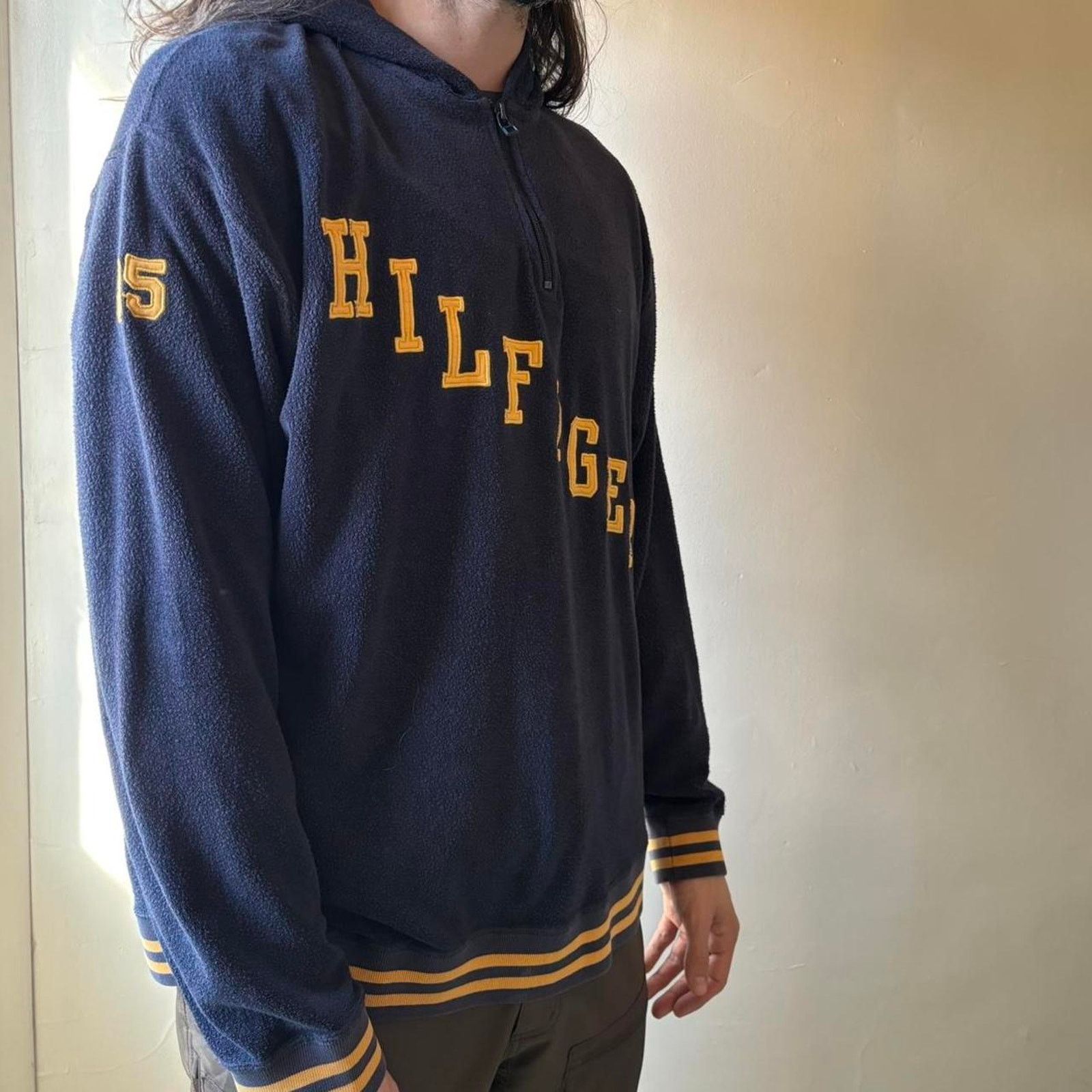 Tommy Hilfiger Vintage Tommy Hilfiger Terrycloth Hoodie Large Preppy Size US L / EU 52-54 / 3 - 2 Thumbnail