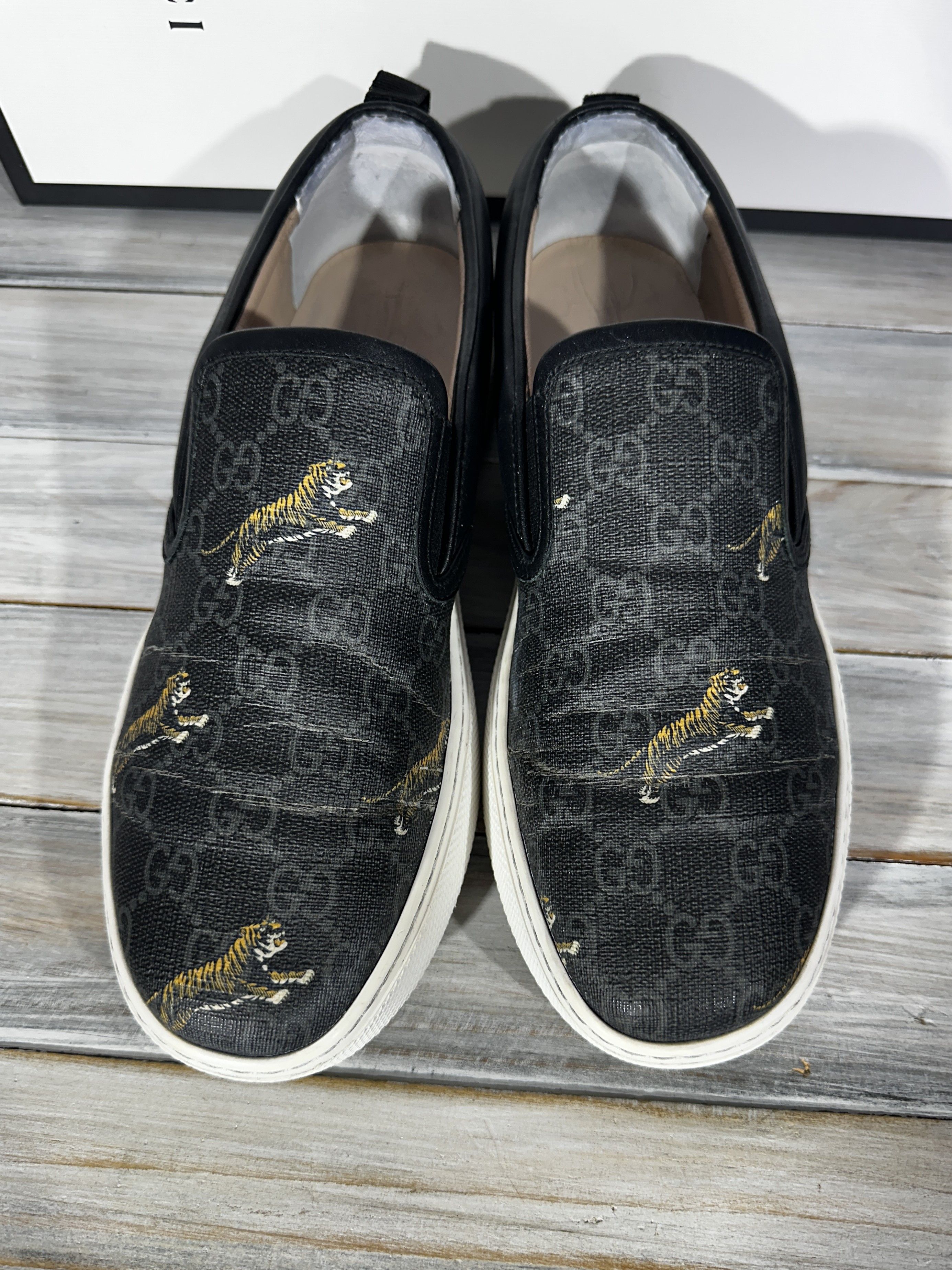 Gucci GUCCI GG Supreme Tiger Slip On Sneakers Made In Italy Luxury Size US 7 / EU 40 - 8 Thumbnail