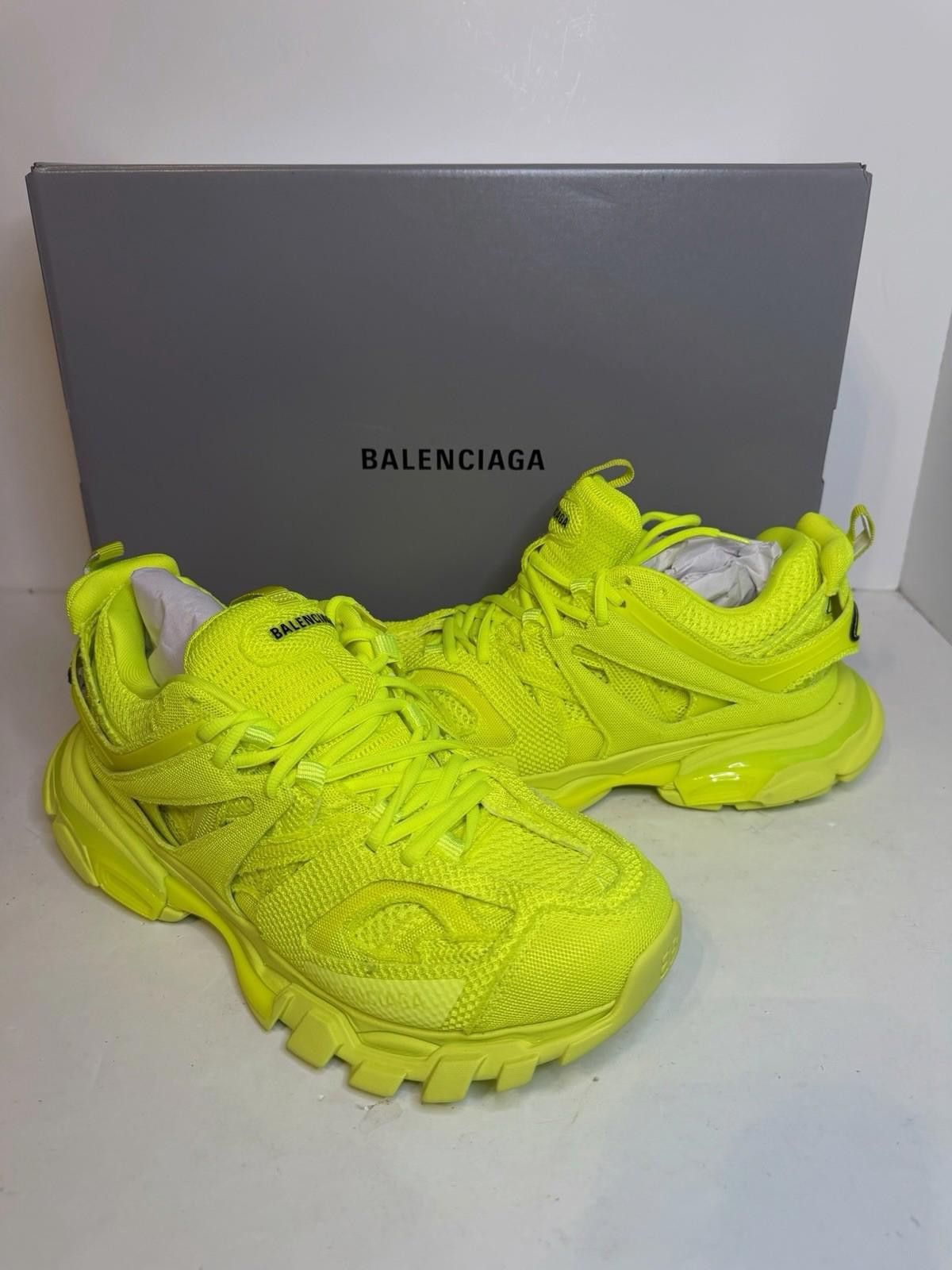Balenciaga Track Sneakers Fluo Yellow/Black SZ 41 Brand New Balenciaga Balenciaga Runner Sneaker  main image 4