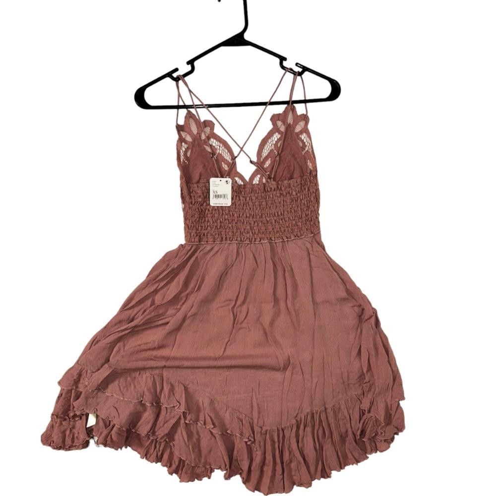 Free People Free People l NWT Adella Slip Dress in Rose Size XS Size XS / US 0-2 / IT 36-38 - 3 Thumbnail