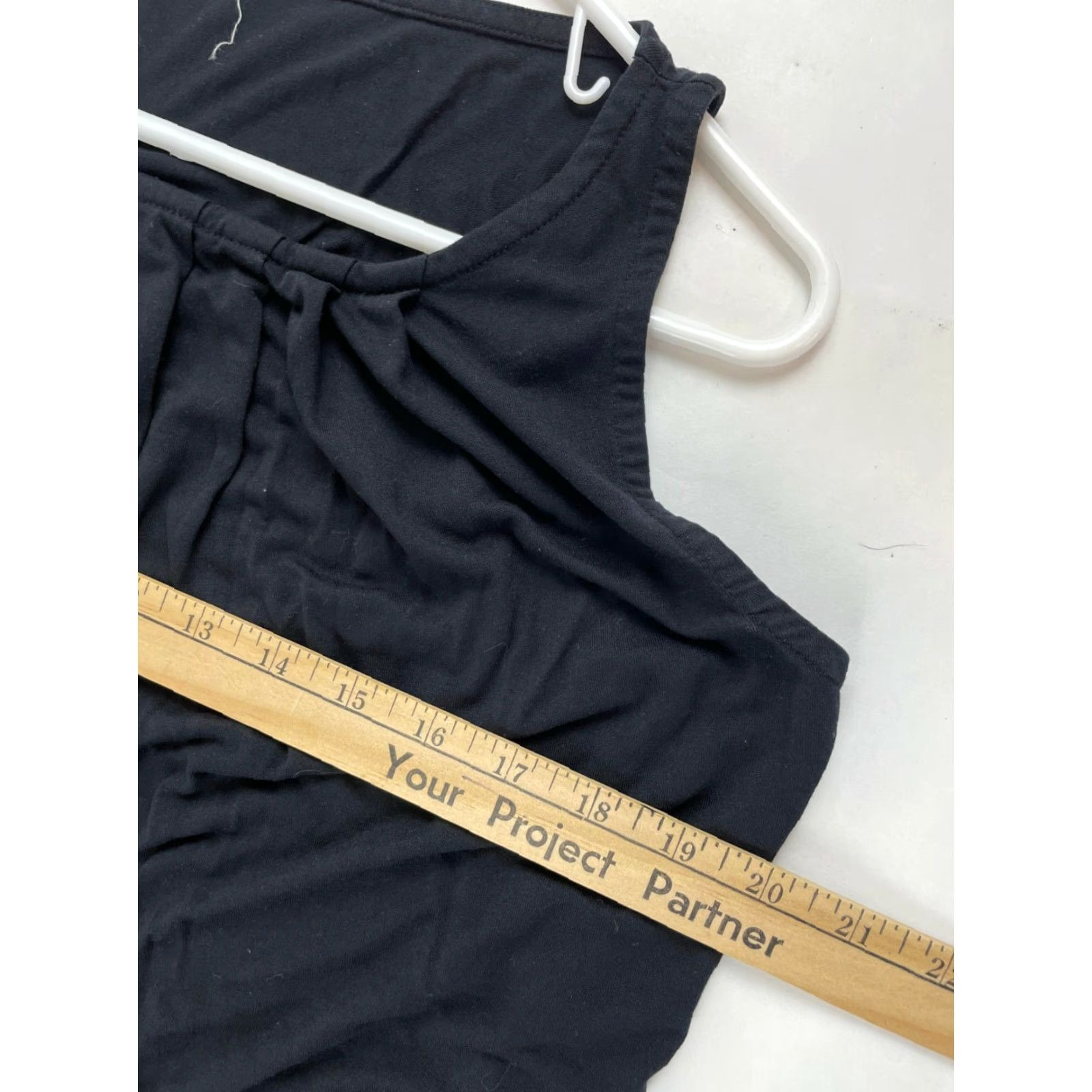 J.Crew **J.CREW Women's Size Medium Black Pleated Silk Blend Tank** User: J.CREW Women's Size Medium Black Pleated Silk Blend Tank Size M / US 6-8 / IT 42-44 - 4 Thumbnail