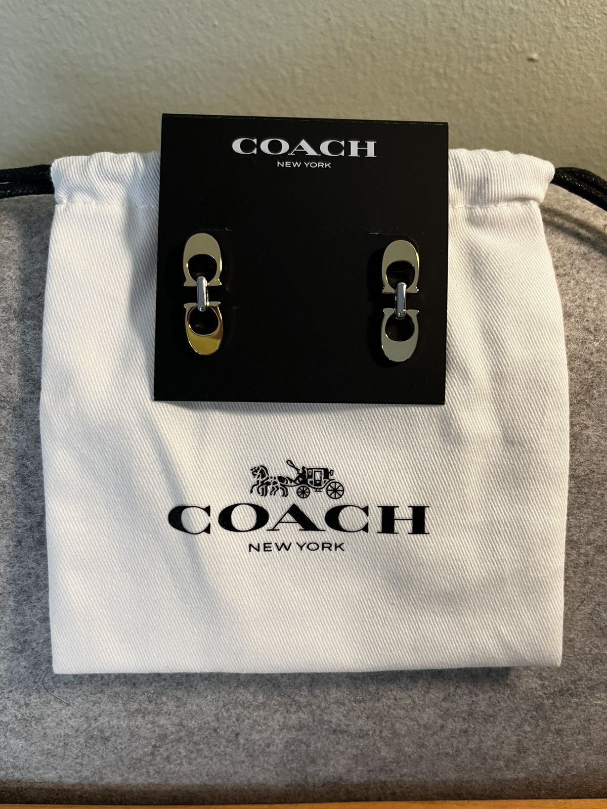 Coach Coach 2 toned Gold and Silver dangle earrings Size ONE SIZE - 1 Thumbnail