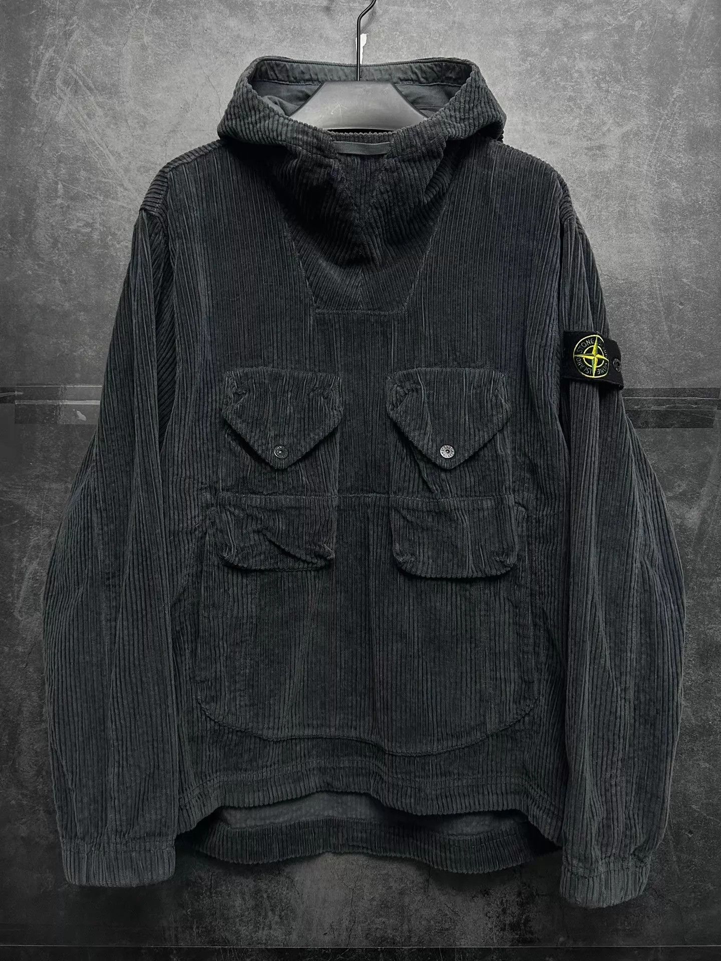 Stone Island Stone Island 23FW Corduroy Multi-Pkt Hooded Jacket Black S Size US S / EU 44-46 / 1 - 2 Thumbnail