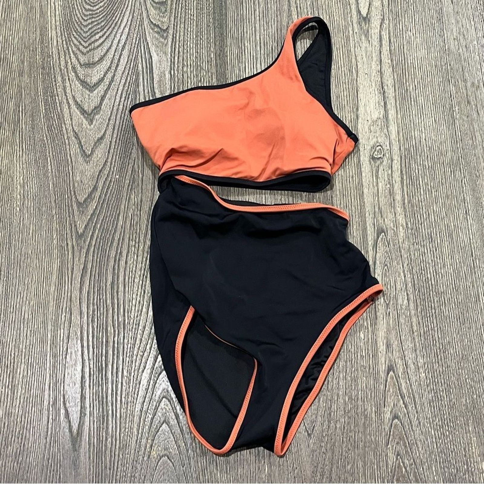 Victoria's Secret NWOT Victoria’s Secret Monokini One-Piece Swimsuit XS Size ONE SIZE - 1 Thumbnail