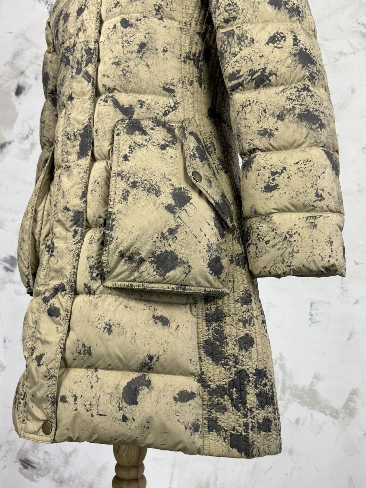 Burberry Burberry Brit Quilted Custom Camo Puffer Jacket Size M - L Size M / US 6-8 / IT 42-44 - 9 Thumbnail