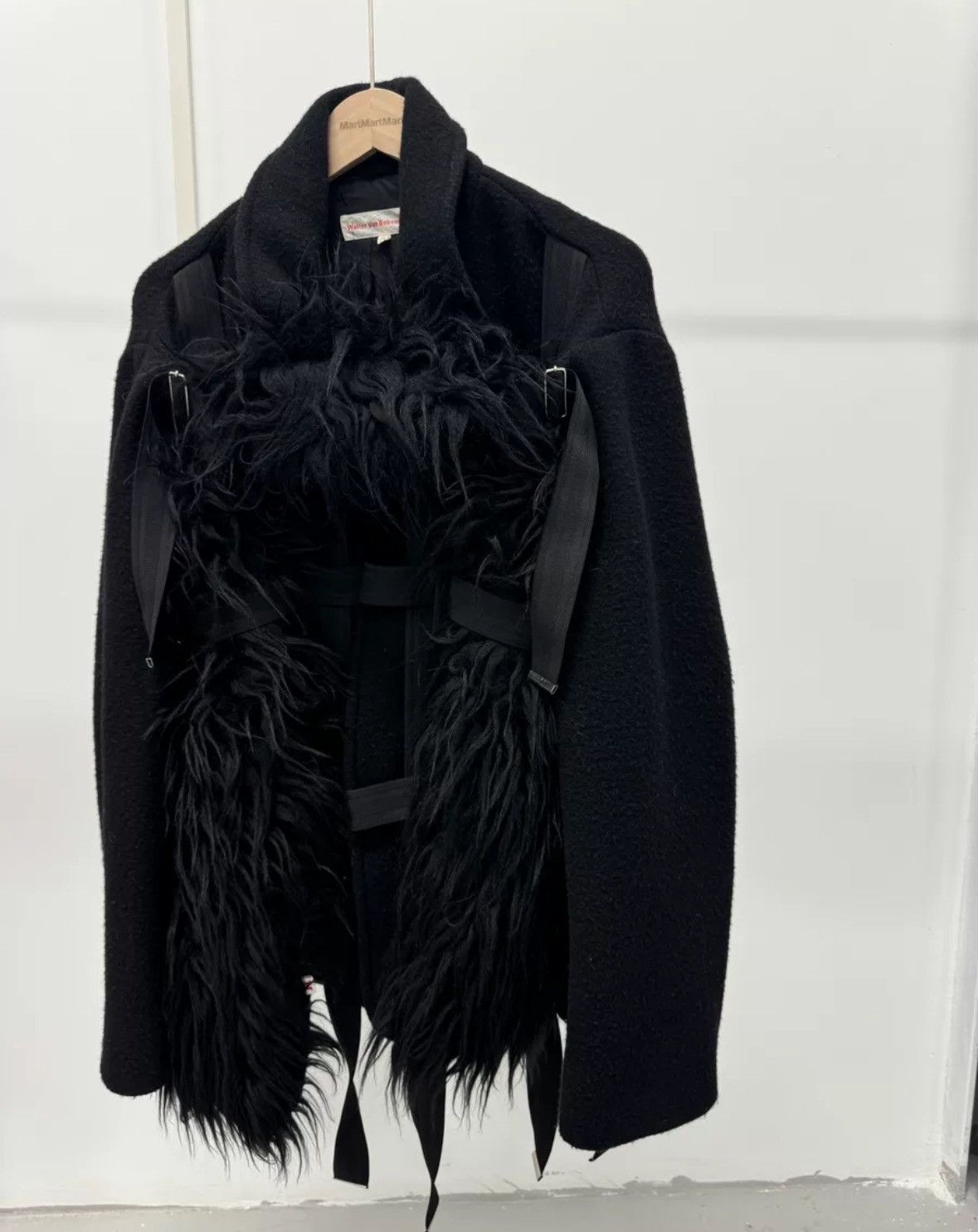 Walter Van Beirendonck Walter Van Beirendonck 19FW fashion fur strap wool jacket Size US M / EU 48-50 / 2 - 3 Thumbnail