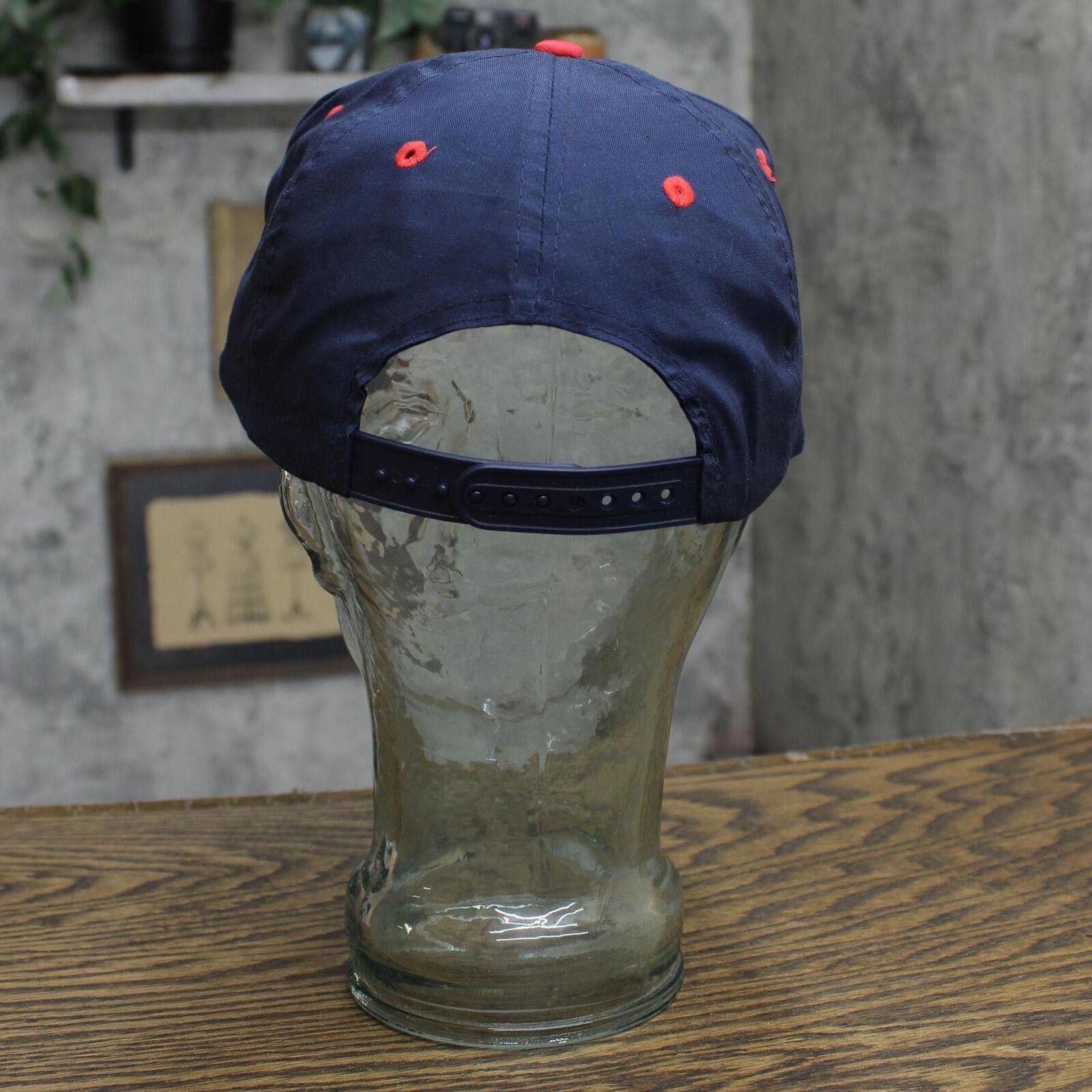 Designer NEW Four Seasons Mens Hardware Snapback Hat Navy / Red OS Size ONE SIZE - 2 Thumbnail