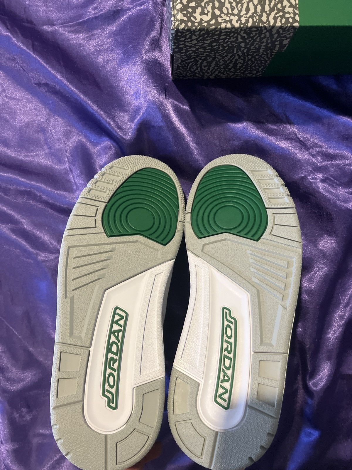 Jordan Brand × Nike Jordan 3 Pine Green Size US 9.5 / EU 42-43 - 5 Thumbnail