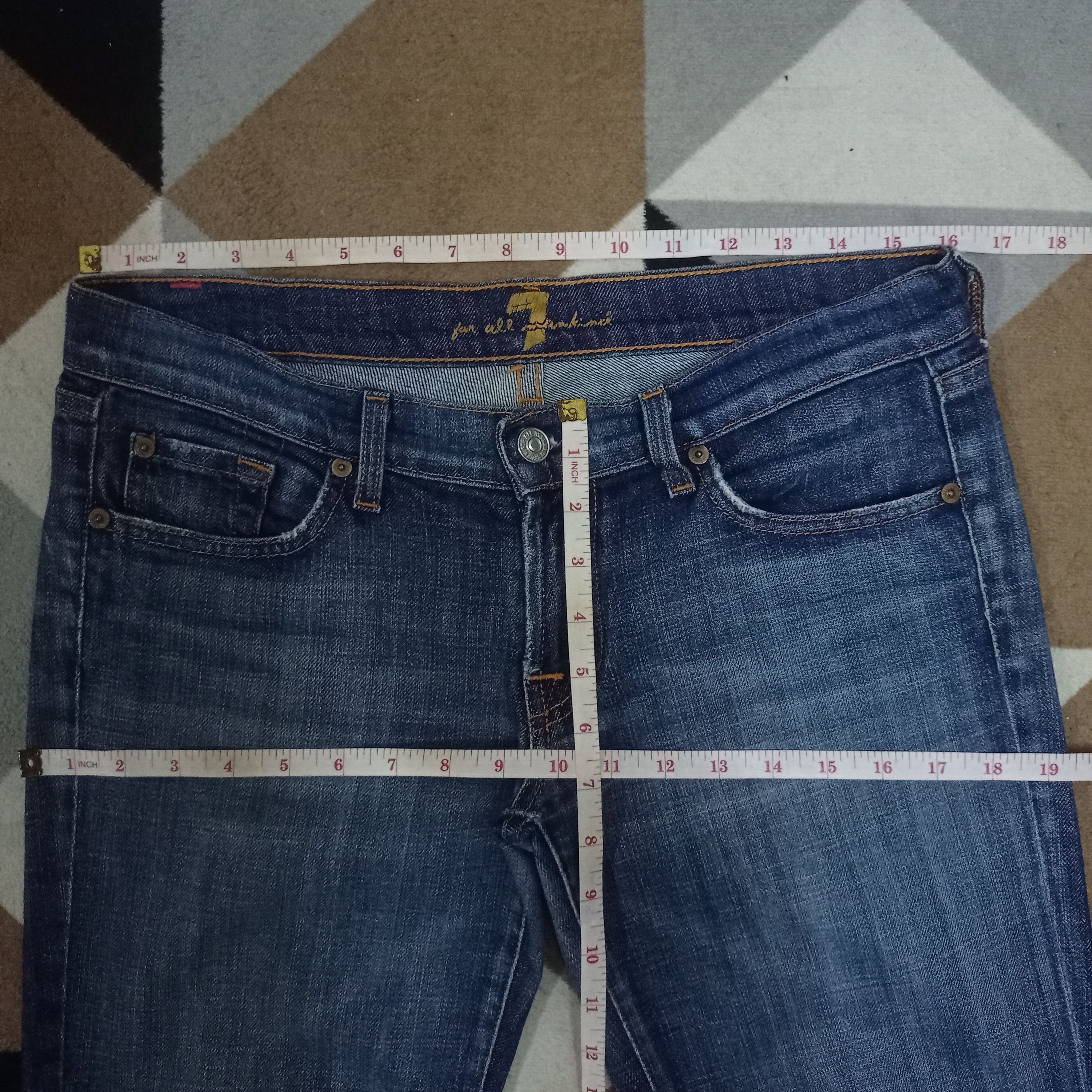 7 For All Mankind Vintage USA 7 For All Mankind Blue Wash Distress Flare Jeans Size 32" / US 10 / IT 46 - 8 Thumbnail