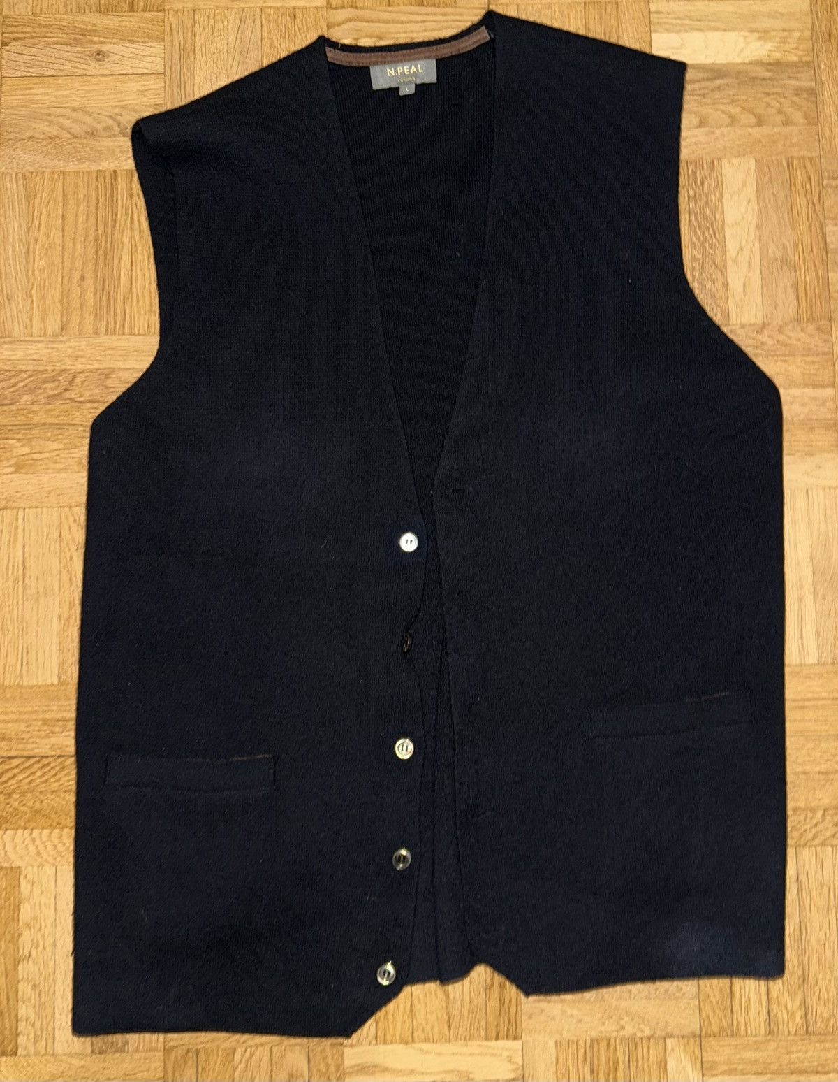 N.Peal N.peal vest Size US L / EU 52-54 / 3 - 1 Thumbnail