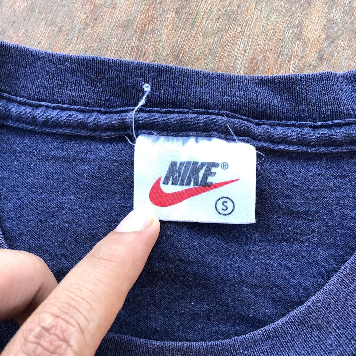Vintage Vintage Nike Rare Shirt Size US M / EU 48-50 / 2 - 4 Thumbnail