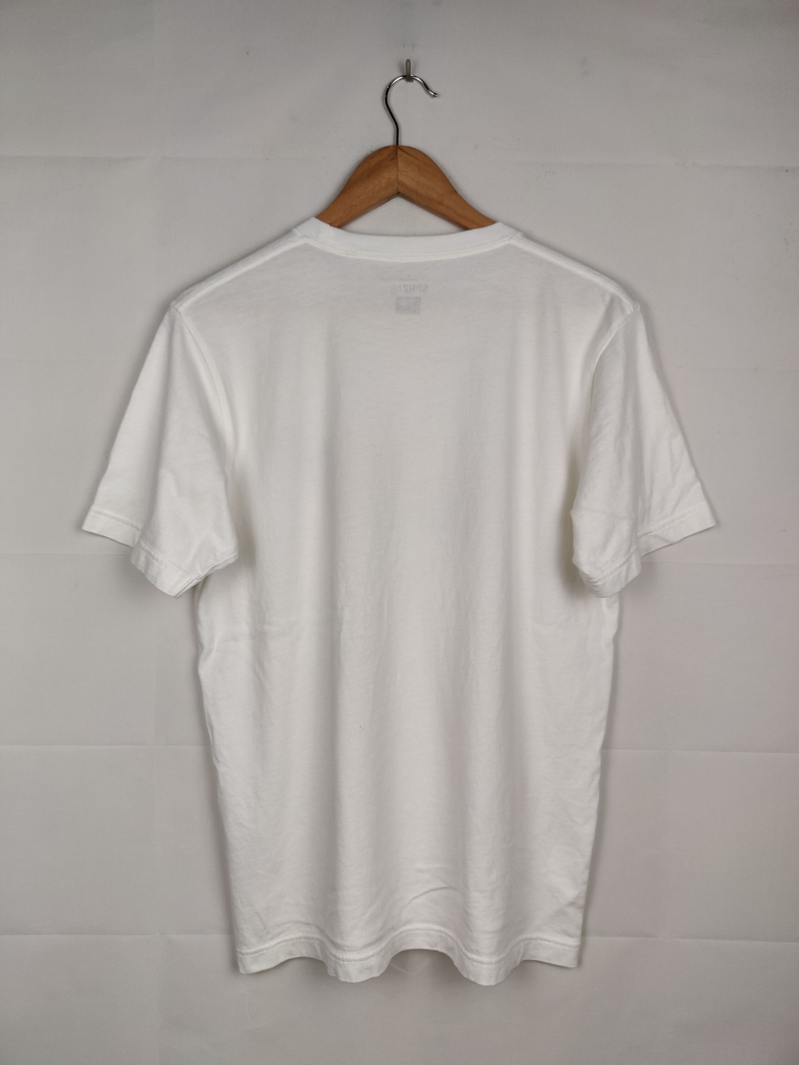 Designer Eames Office x Uniqlo Shirt Size US L / EU 52-54 / 3 - 5 Thumbnail