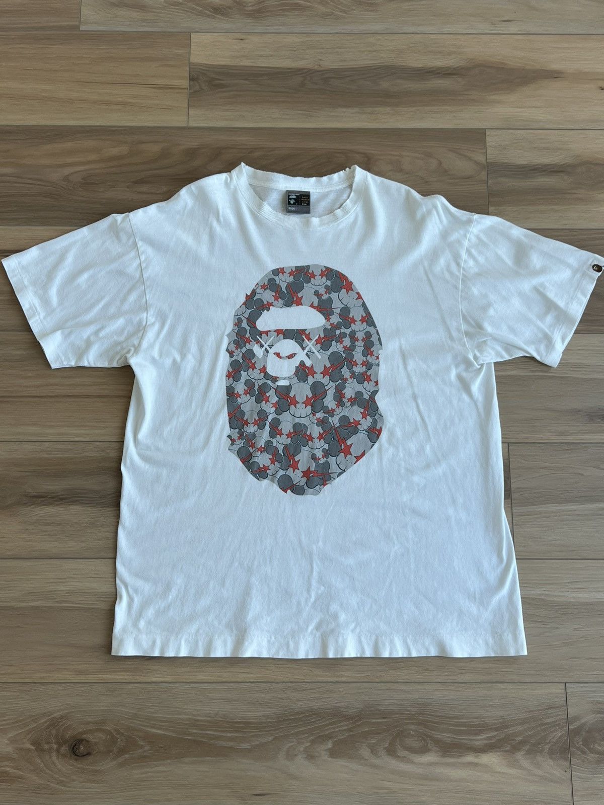 Bape × Kaws ape × Kaws SS2005 Bape Kaws Thunder Camo / Skullsta Camo Tee Size US XL / EU 56 / 4 - 1 Thumbnail