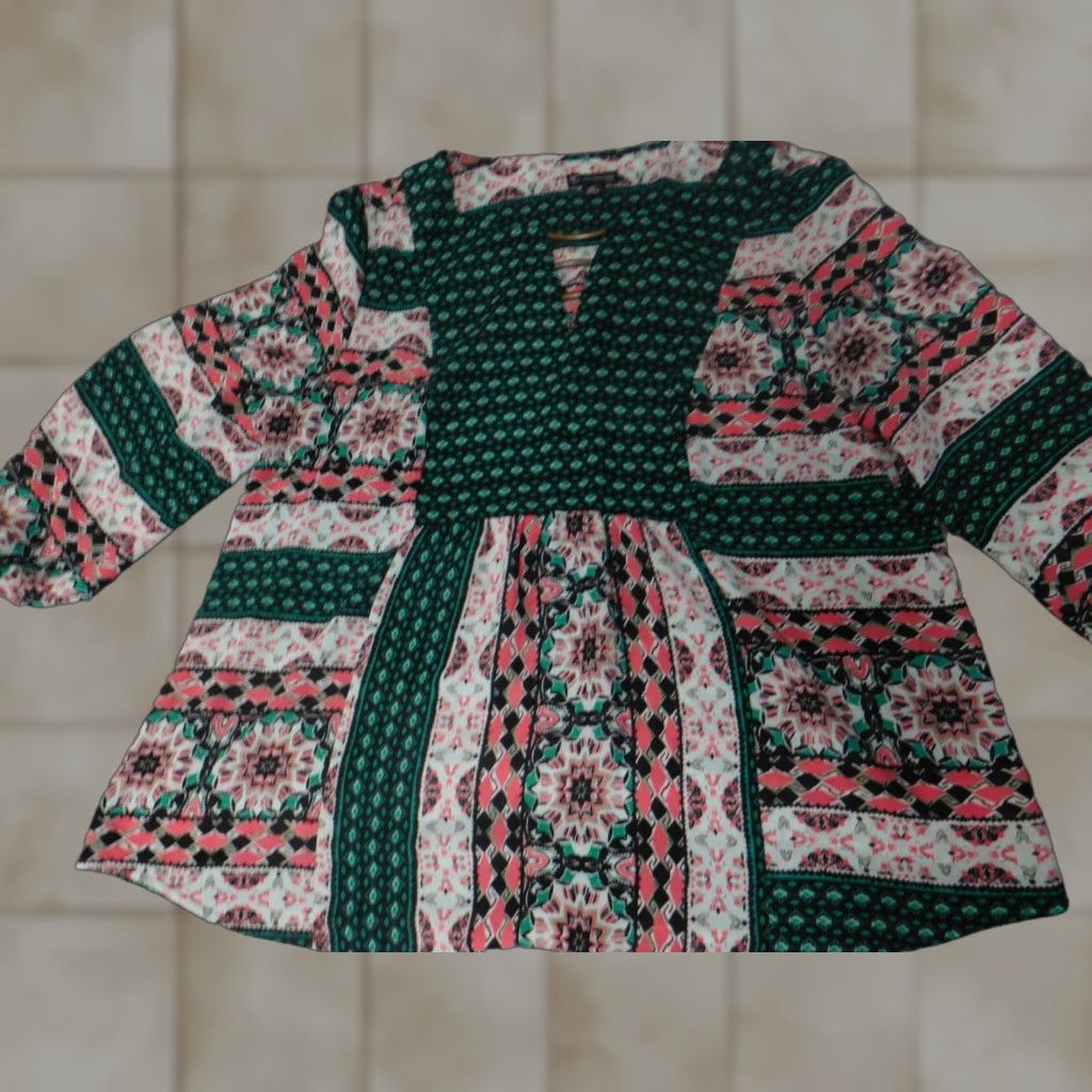 Vintage New Directions Blouse PM Petites Green Crew Neck Long Sleeve Polyester Rayon Blouse Womens Casual Shirt Size M / US 6-8 / IT 42-44 - 1 Thumbnail