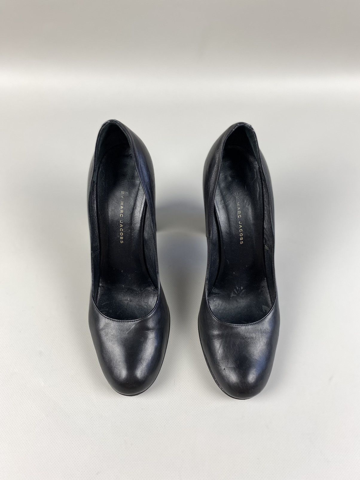 Marc Jacobs Marc by Marc Jacobs ladies leather heels shoes size 39 1/2 Size US 9.5 / IT 39.5 - 6 Thumbnail