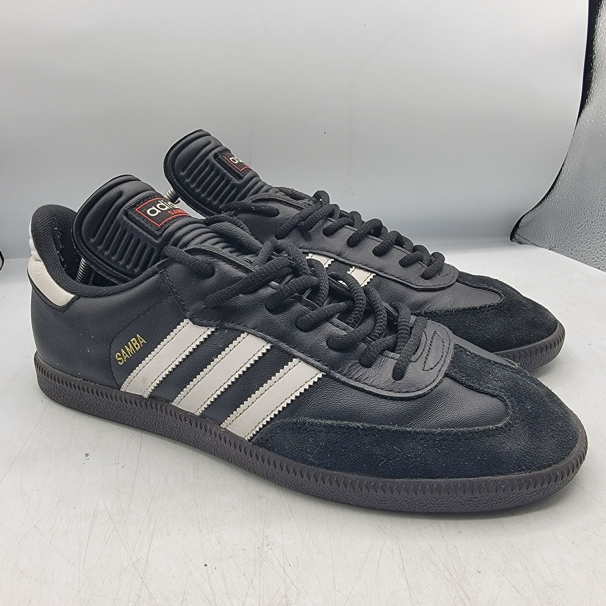 Adidas x Irak Samba \