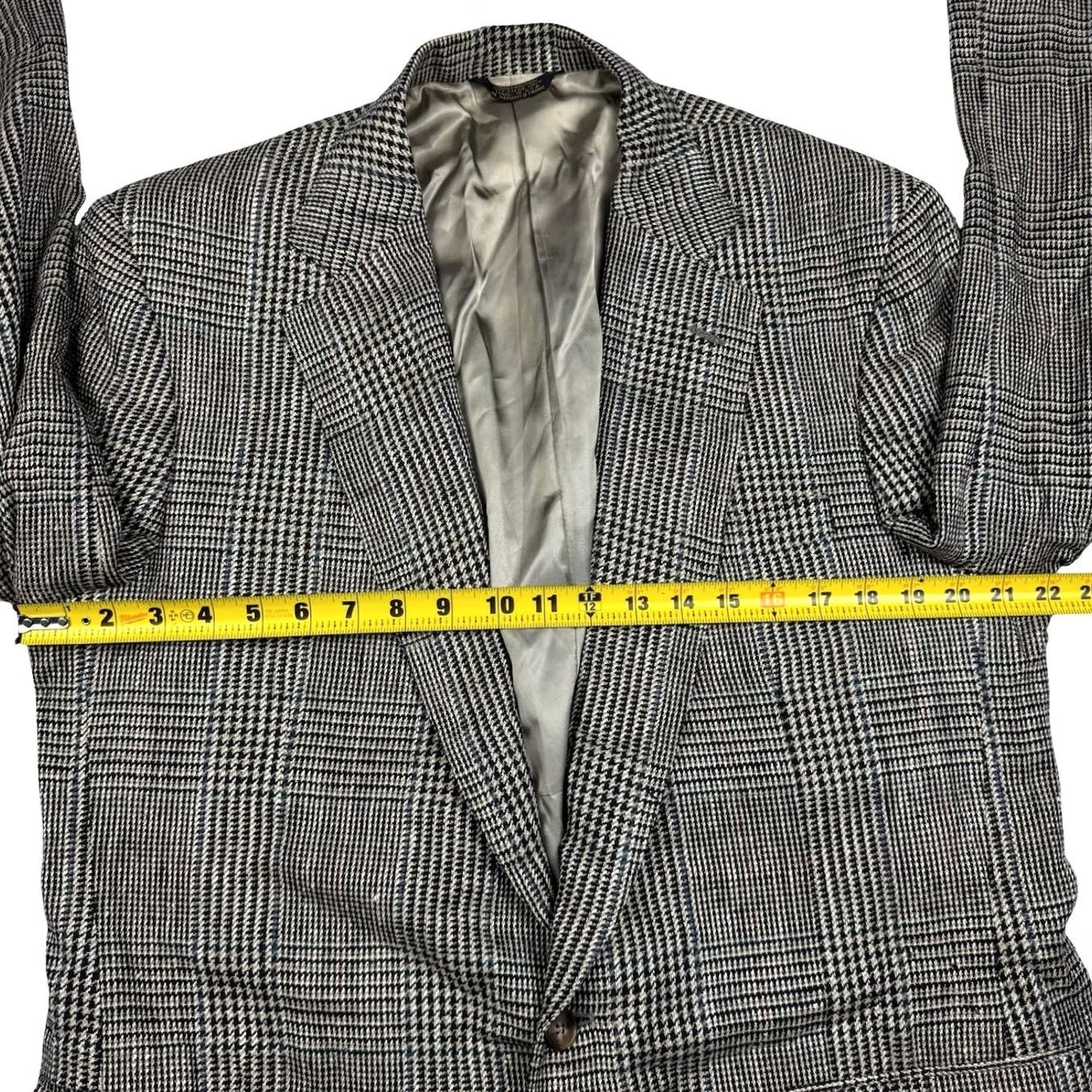 Vintage VTG Corbin Men’s Wool Tweed Blazer 2-Button Black White Houndstooth 44R Jacket Blazer N/A Mens Size 44R - 7 Thumbnail