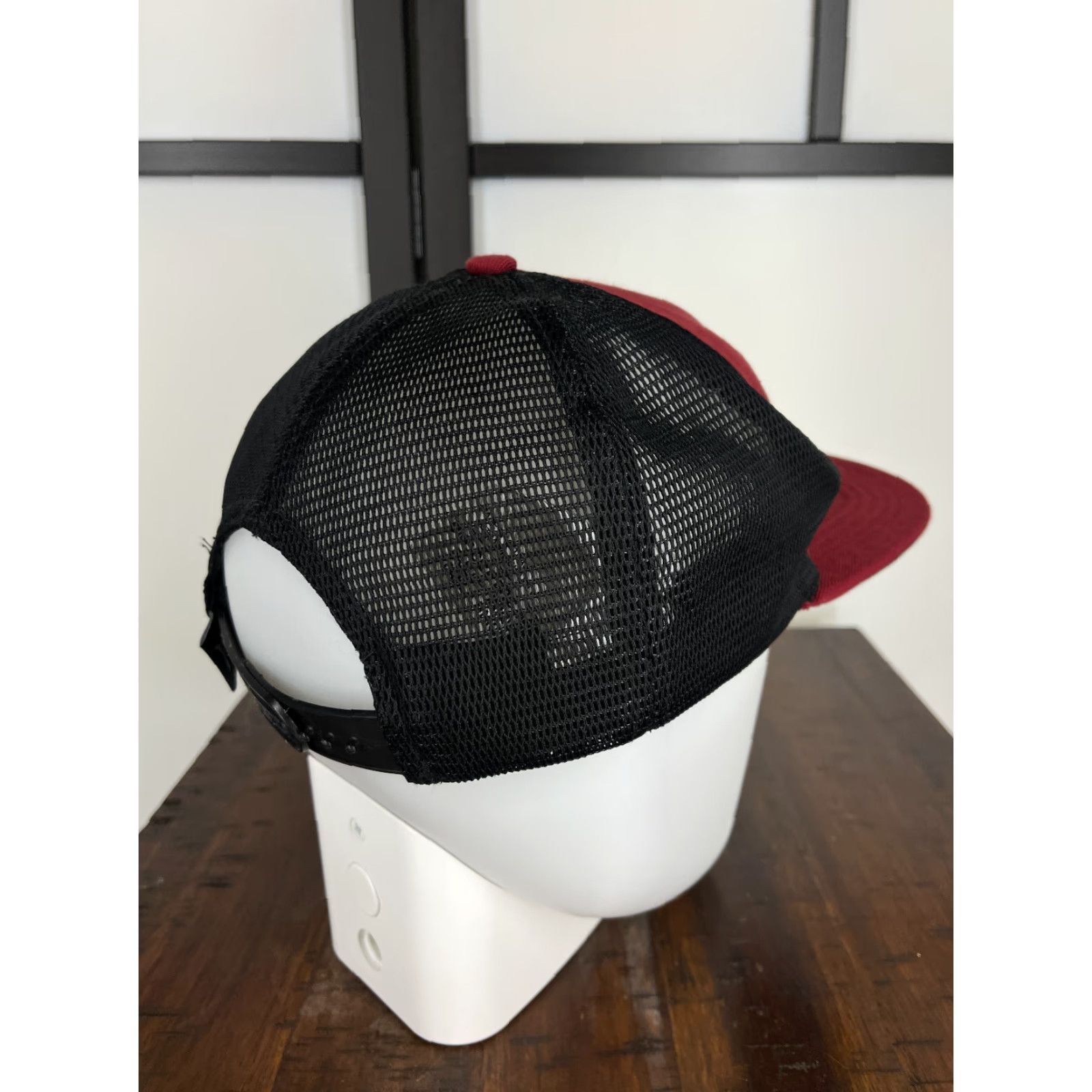 Hurley Hurley Hat Cap Snap Back Adult One Size Red Trucker 100% Polyester Palm Skate Beach Adjustable Men Hat Size ONE SIZE - 7 Thumbnail