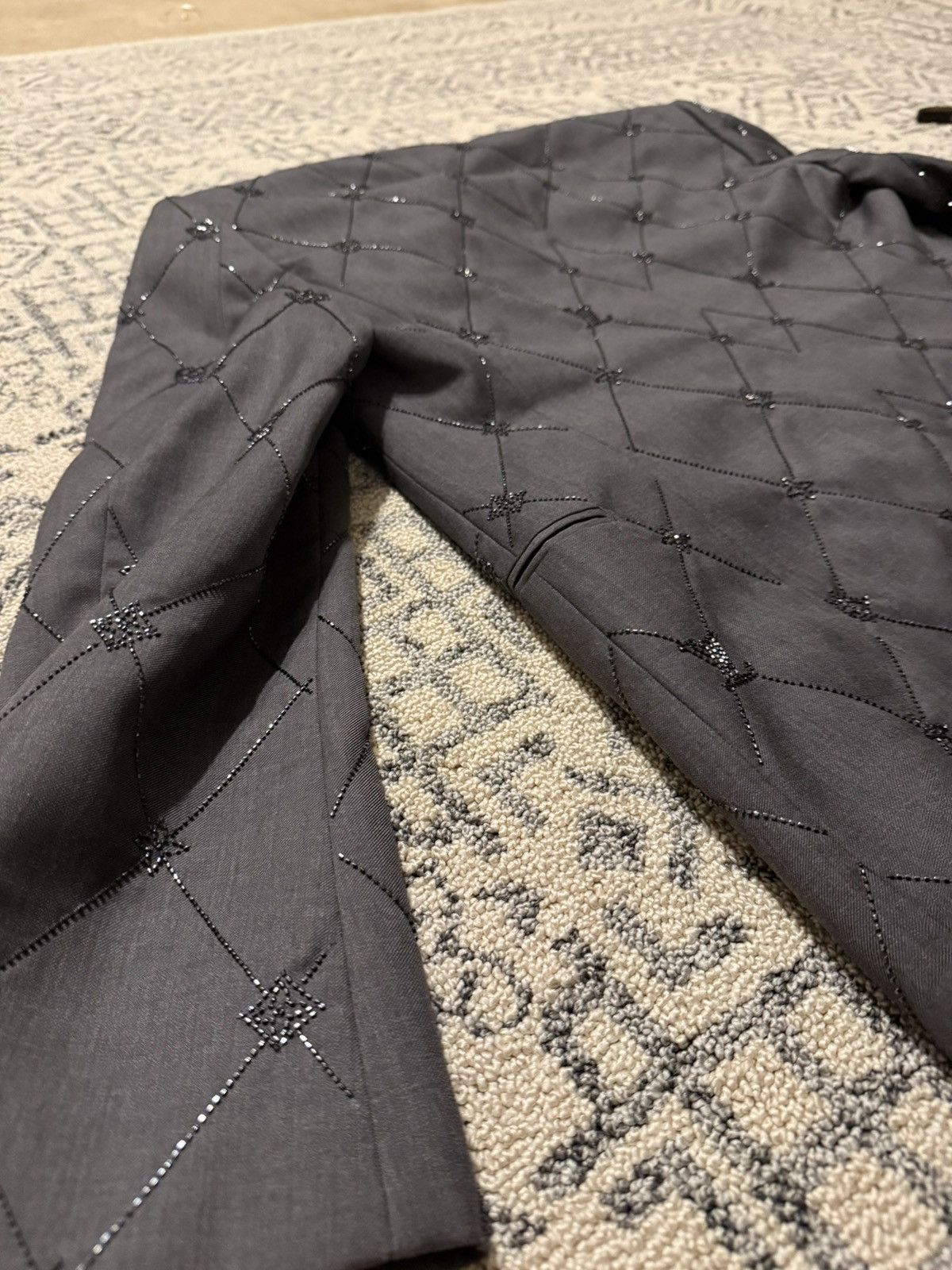 Louis Vuitton Louis Vuitton Evening Cut Away Jacket (1AAV14) Size 50R - 18 Thumbnail