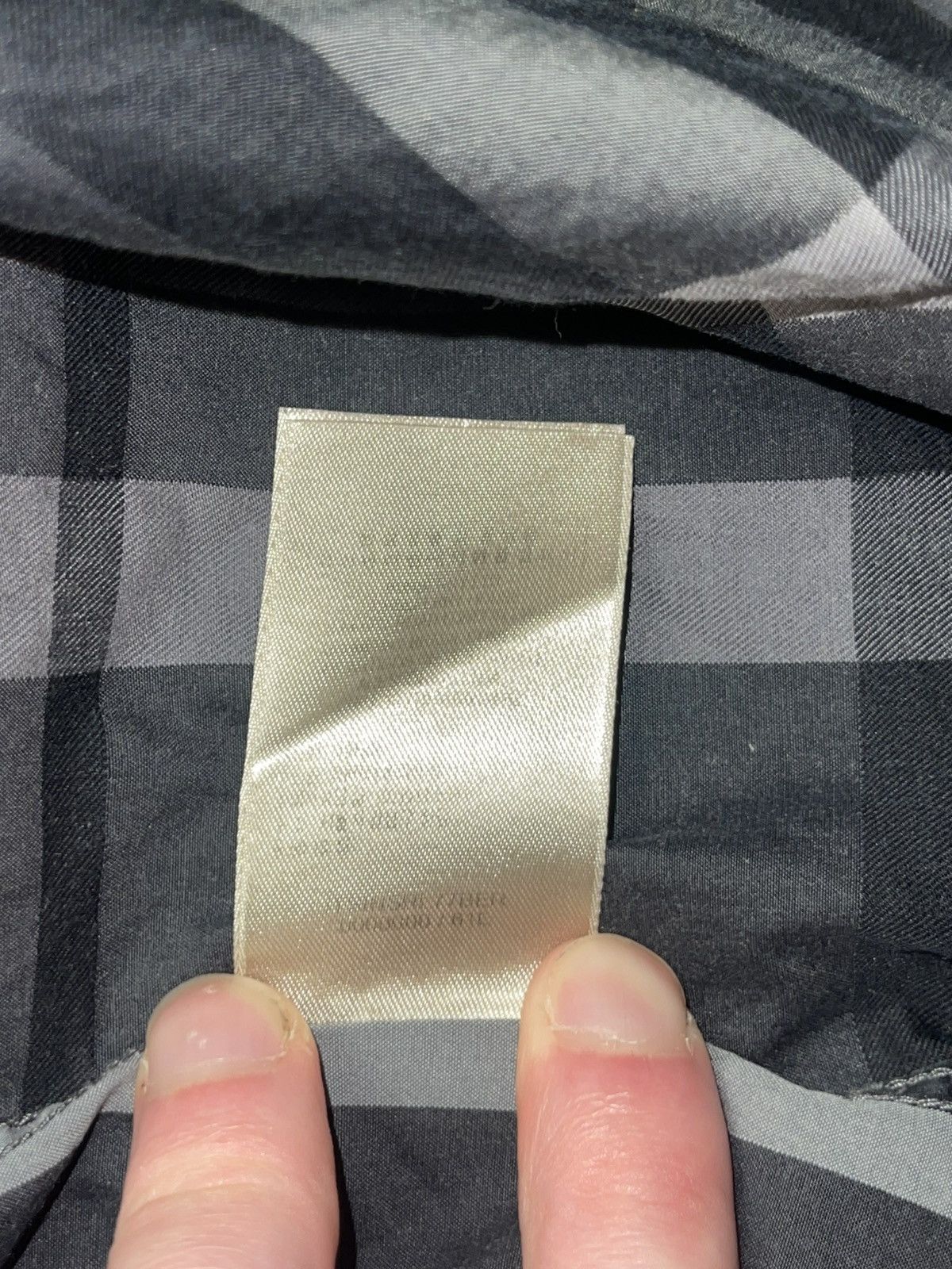 Burberry Men’s Vintage Burberry button-up Size US M / EU 48-50 / 2 - 8 Thumbnail