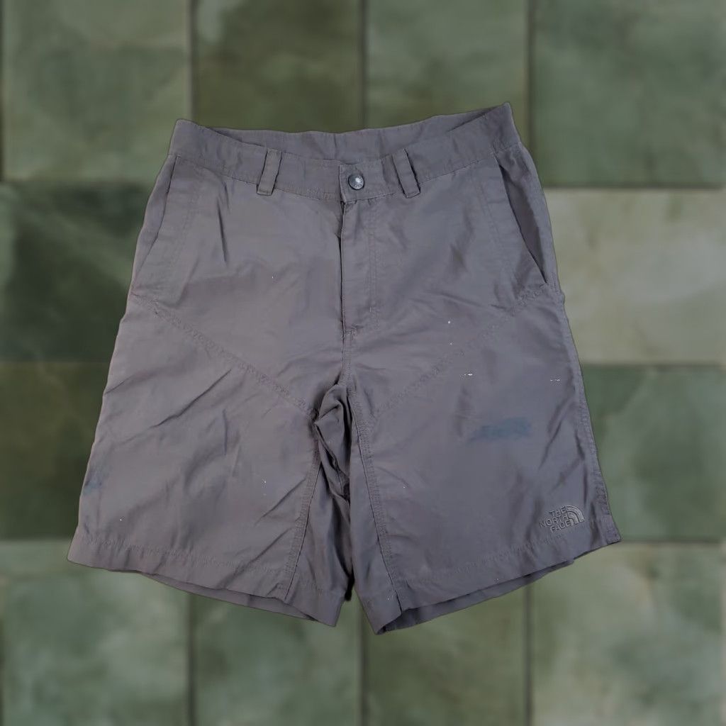 The North Face The North Face Men's Shorts 32 Gray Nylon Outdoor Hiking Cargo Quick Dry Breathable Lightweight Size US 32 / EU 48 - 1 Thumbnail