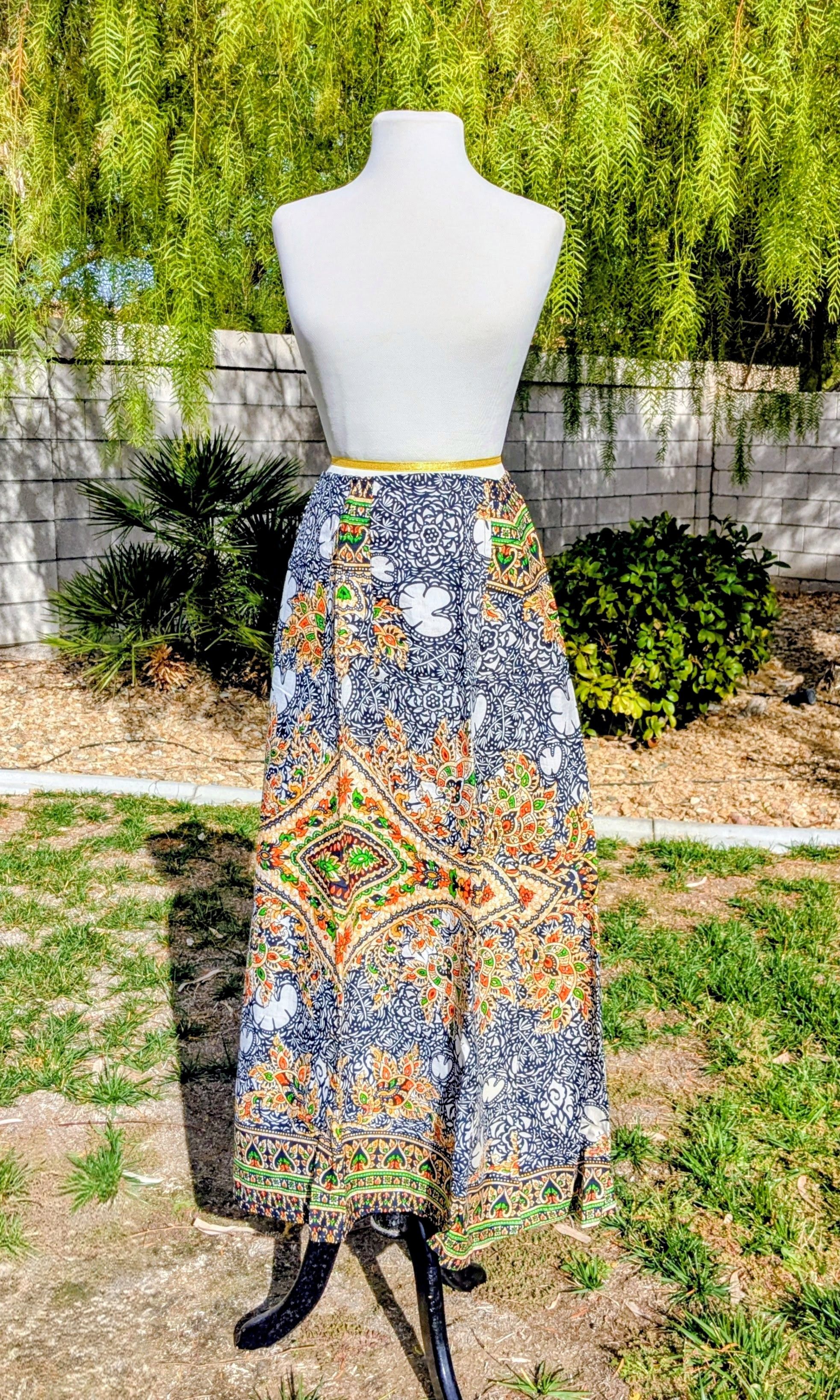 Other Vintage Boho Retro Flowy Thailand Tie-On Midi Wrap Skirt Size 42" / US 20 - 1 Thumbnail