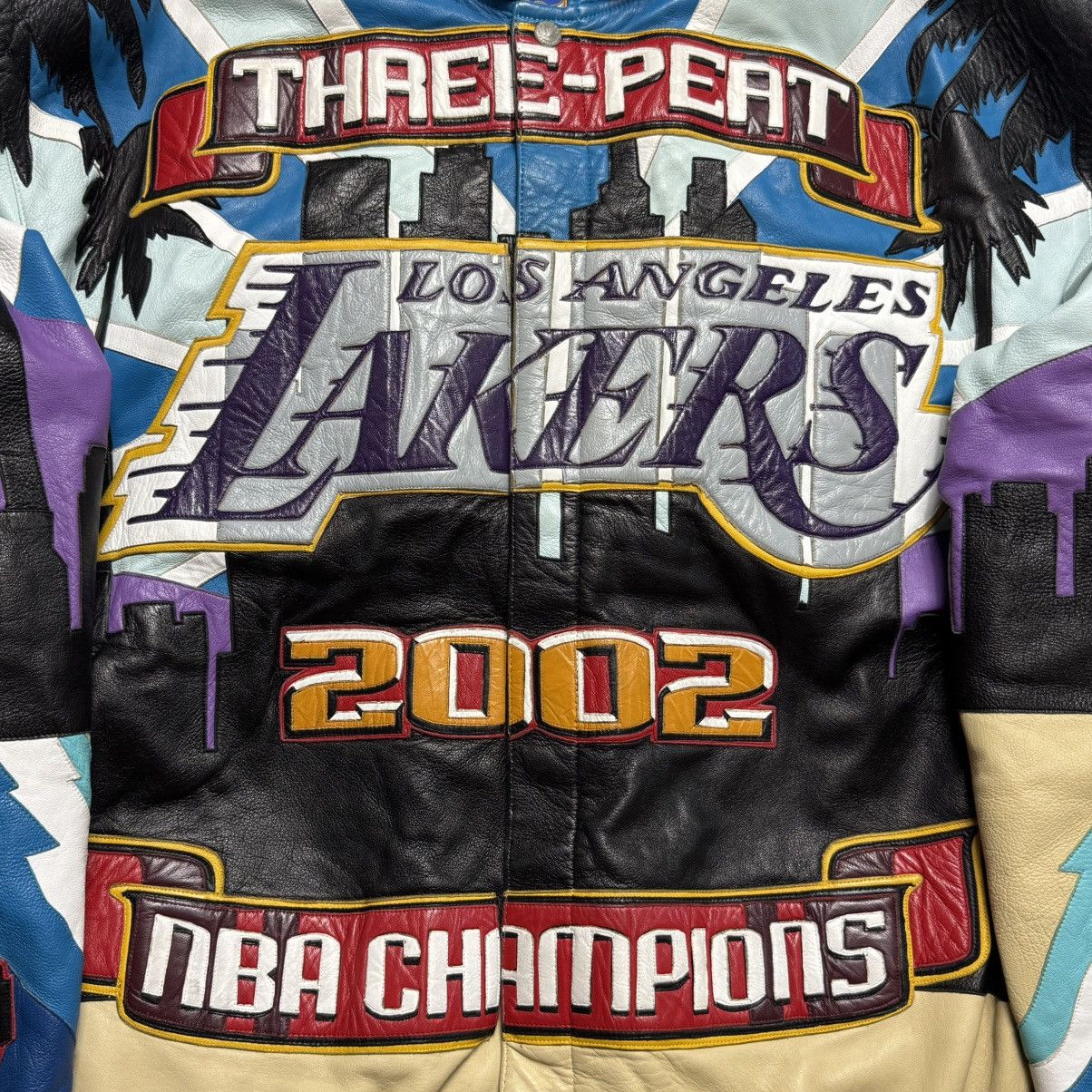 Jeff Hamilton Jeff Hamilton NBA Lakers 2002 3 Peat Champions Jacket Size US XXL / EU 58 / 5 - 5 Thumbnail