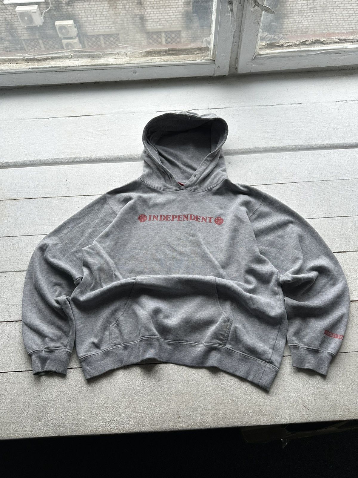 Independent Truck Co. × Vintage 🚨VNTG INDEPENDENT DISTRESSED SKATE HOODIE BIG LOGO GRAY Size US M / EU 48-50 / 2 - 1 Thumbnail