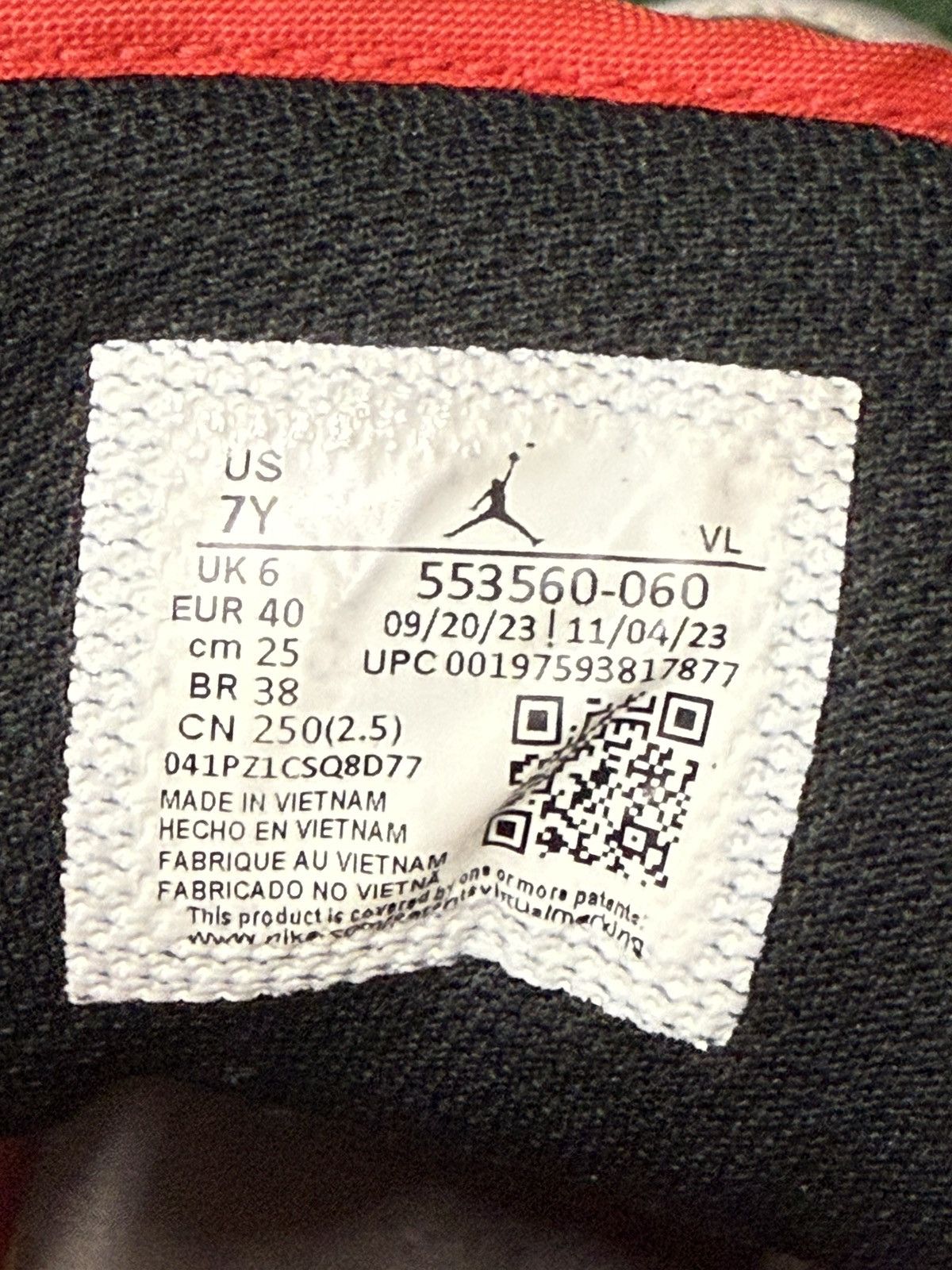 Jordan Brand Air Jordan 1 Retro Low Cement Fire Red 553560-060 Size US 7 / EU 40 - 8 Thumbnail