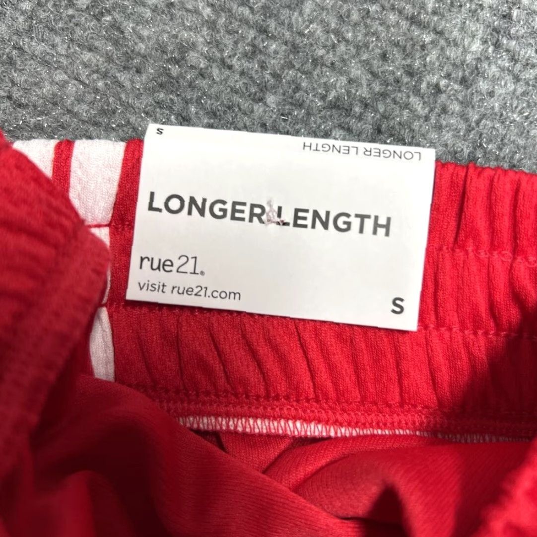 Vintage Rue21 Athletic Shorts Womens S Red Pull On Stretch Epic Stripe Longer Length New Size 28" / US 6 / IT 42 - 7 Thumbnail